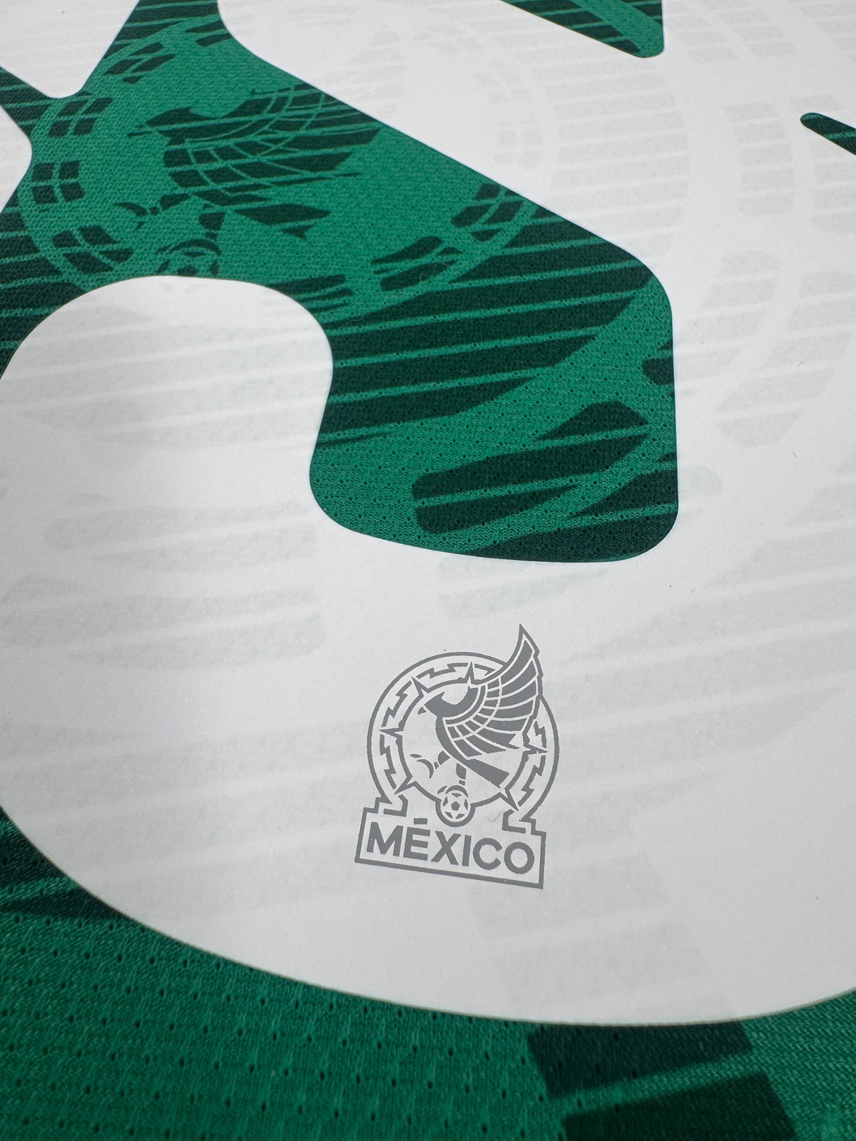 2026 ADIDAS MEXICO WORLD CUP HOME GILBERTO MORA 19 (XL) PLAYER VERSION