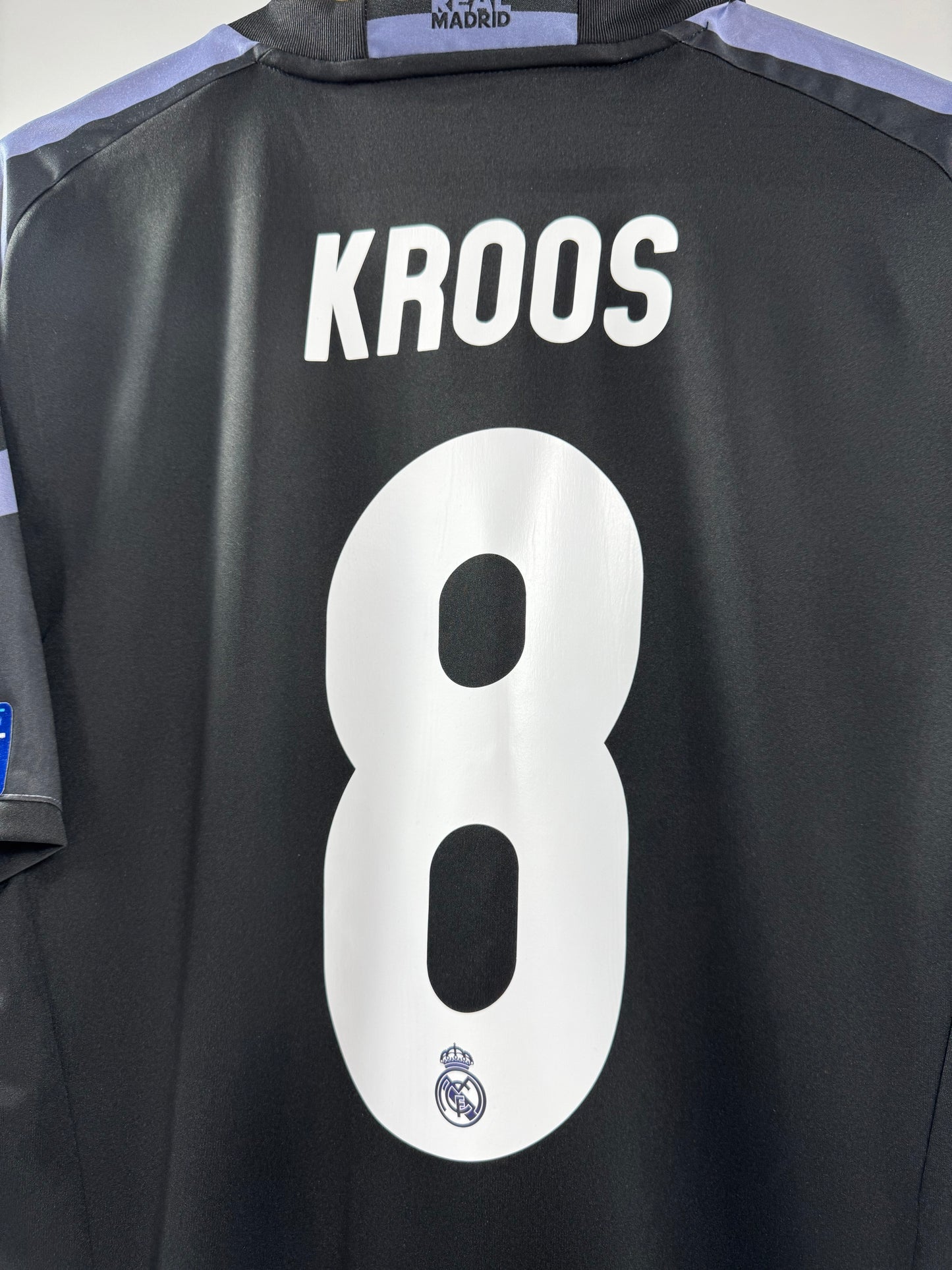2016/17 ADIDAS REAL MADRID HOME JERSEY KROOS 8 (M)