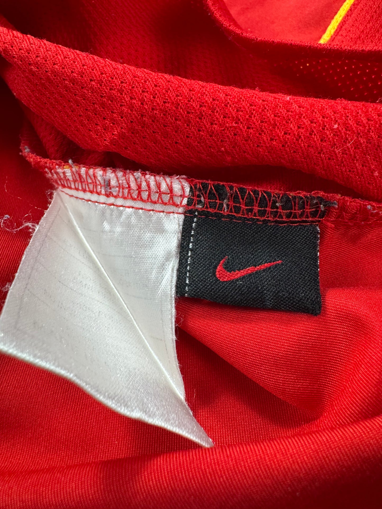 2004/05 NIKE T90 Portugal Home Jersey-CRISTIANO RONALDO 17