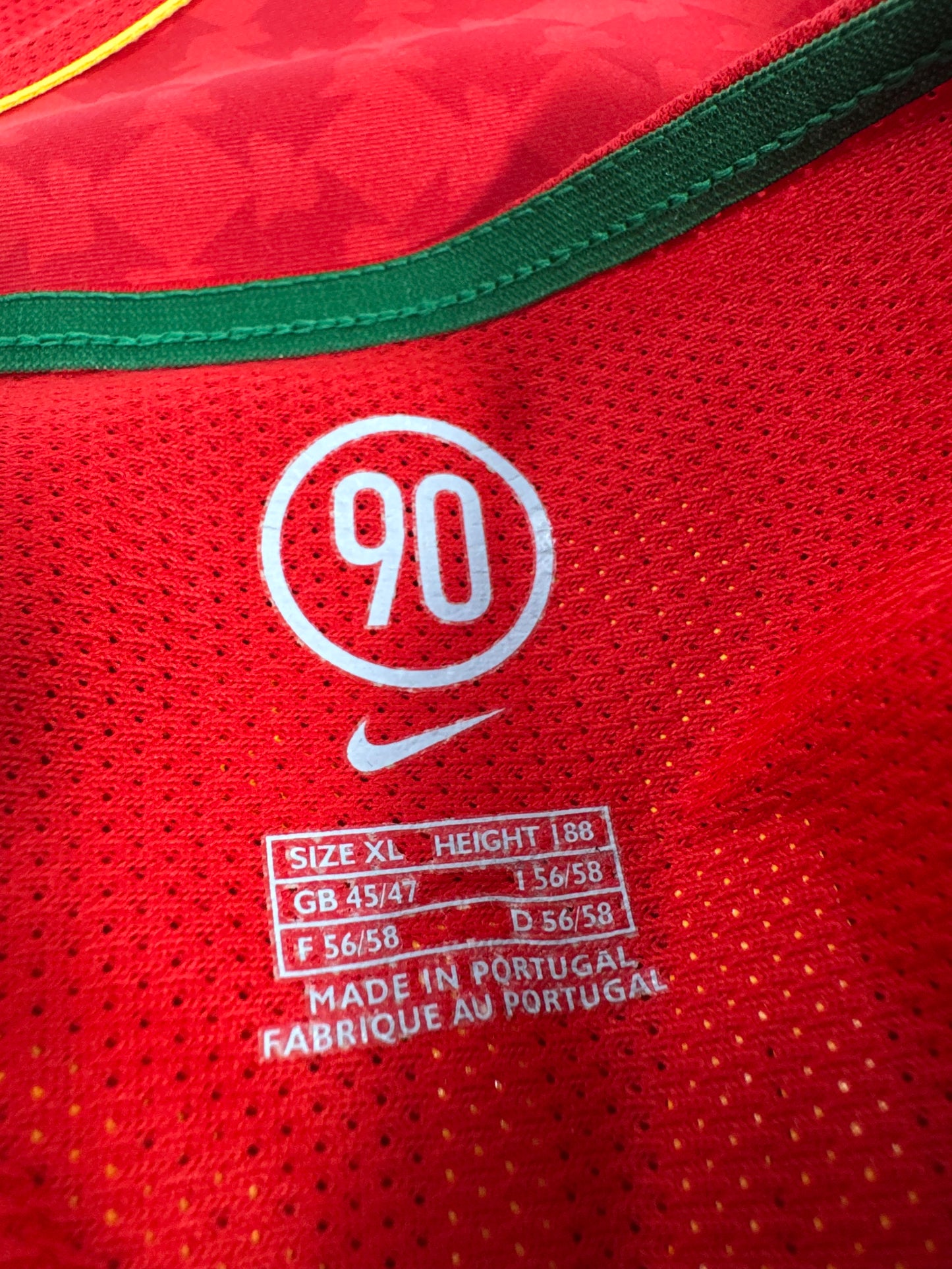 2004/05 NIKE T90 PORTUGAL HOME JERSEY CRISTIANO RONALDO 17 (XL)