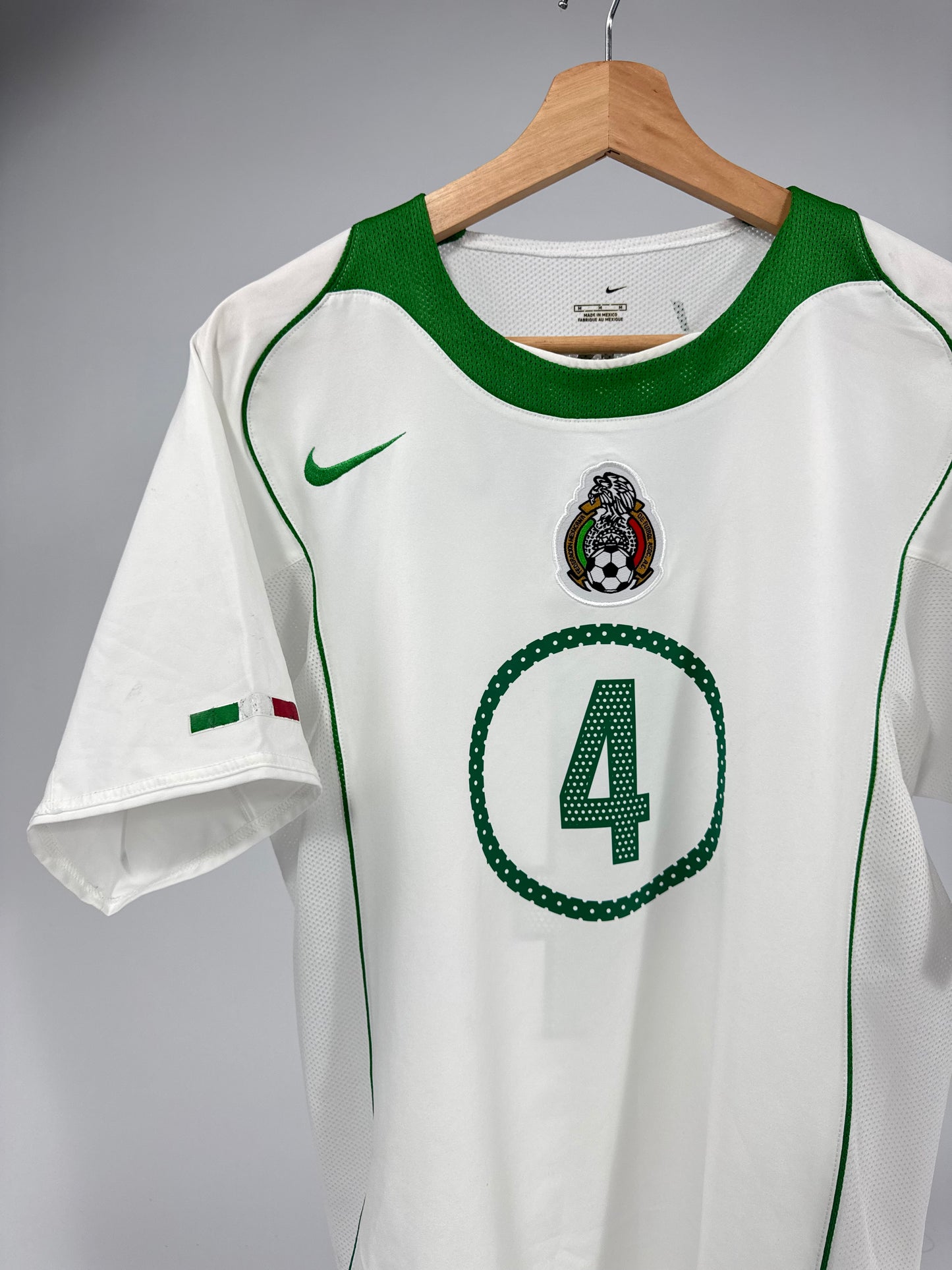 2004/05 NIKE T90 MEXICO AWAY JERSEY MARQUEZ 4 (M)
