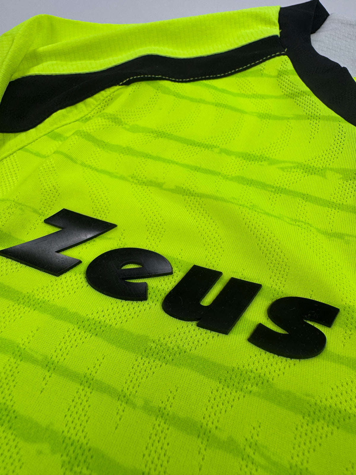 2024 ZEUS US SALERNITANA GK JERSEY OCHOA 13 (M) NEW WITH TAGS PLAYER VERSION