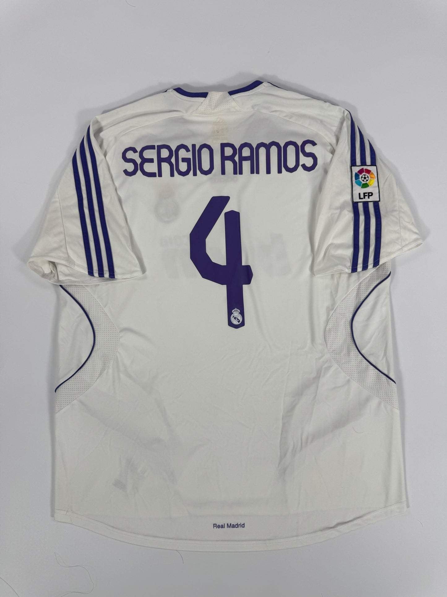 2007 ADIDAS REAL AMDRID HOME JERSEY SERGIO RAMOS 4 (XL)