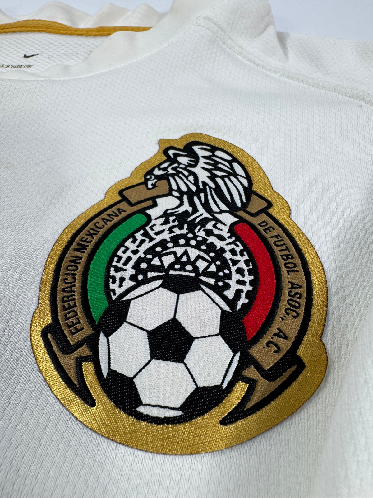 2006 NIKE MEXICO TRANING JERSEY UTILERIA TEAM ISSUE (L)