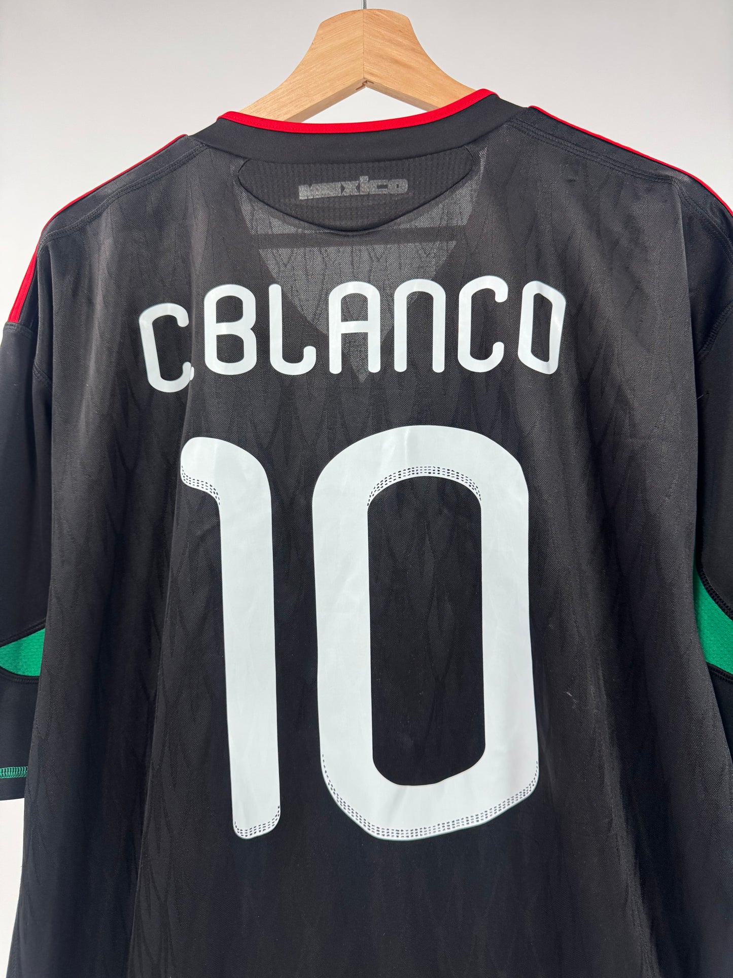 2010 ADIDAS MEXICO AWAY JERSEY CUAUHTEMOC BLANCO 10 (2XL)