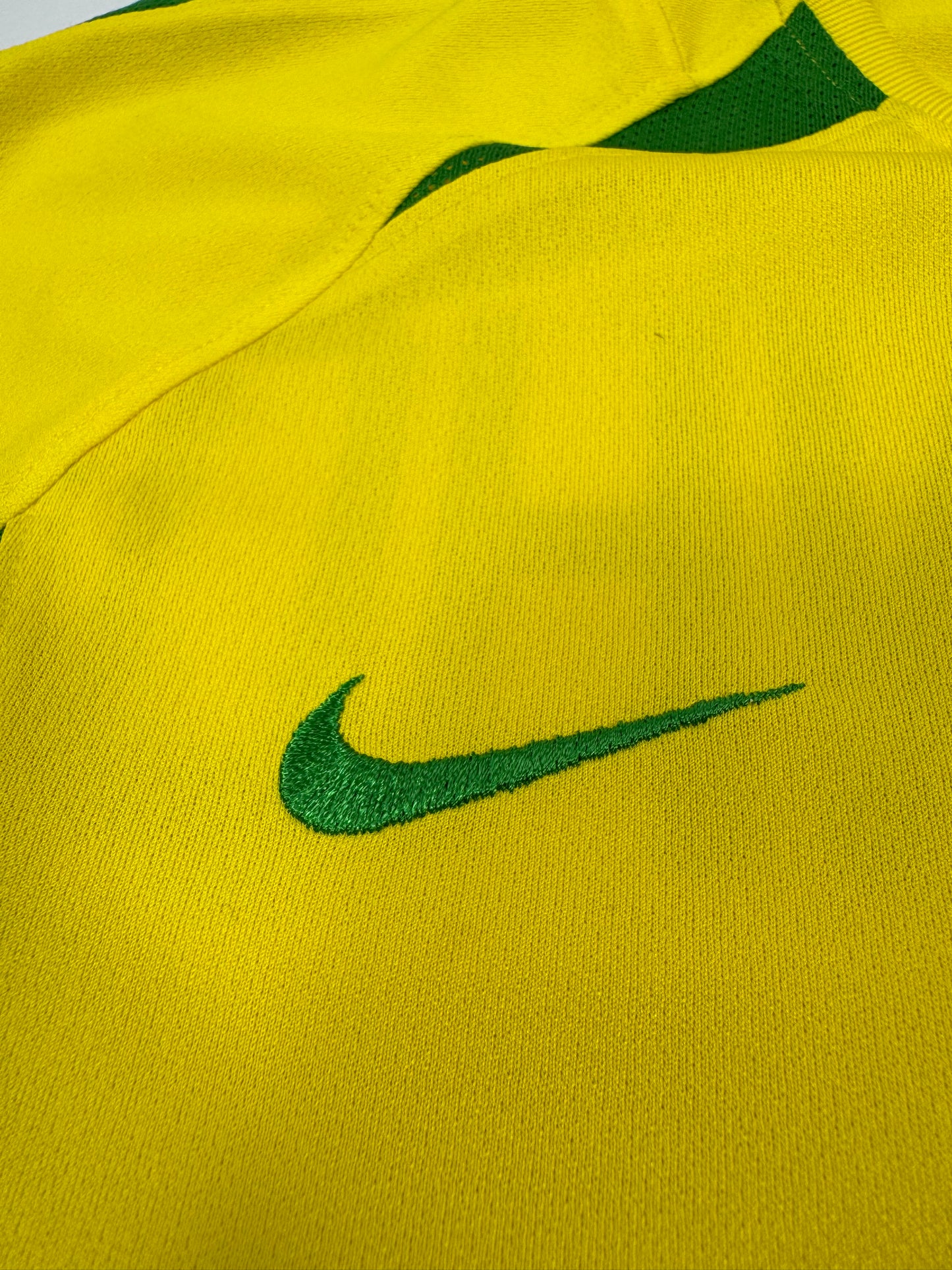 2011 NIKE BRAZIL HOME JERSEY RONALDINHO 11 LONG SLEEVE-(M)