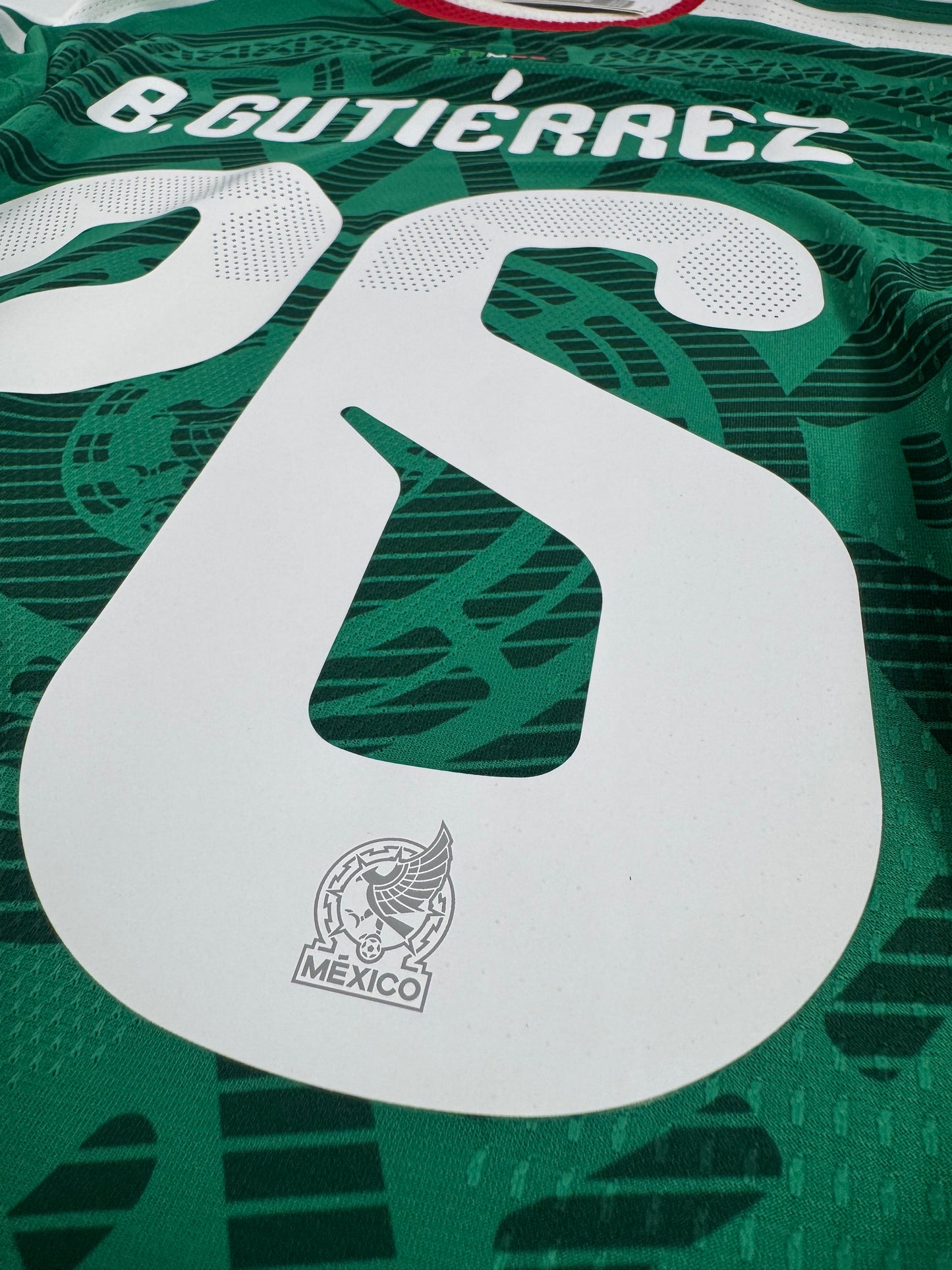 2026 ADIDAS MEXICO WORLD CUP HOME JERSEY LONG SLEEVE BRIAN GUTIERREZ 26 (M)