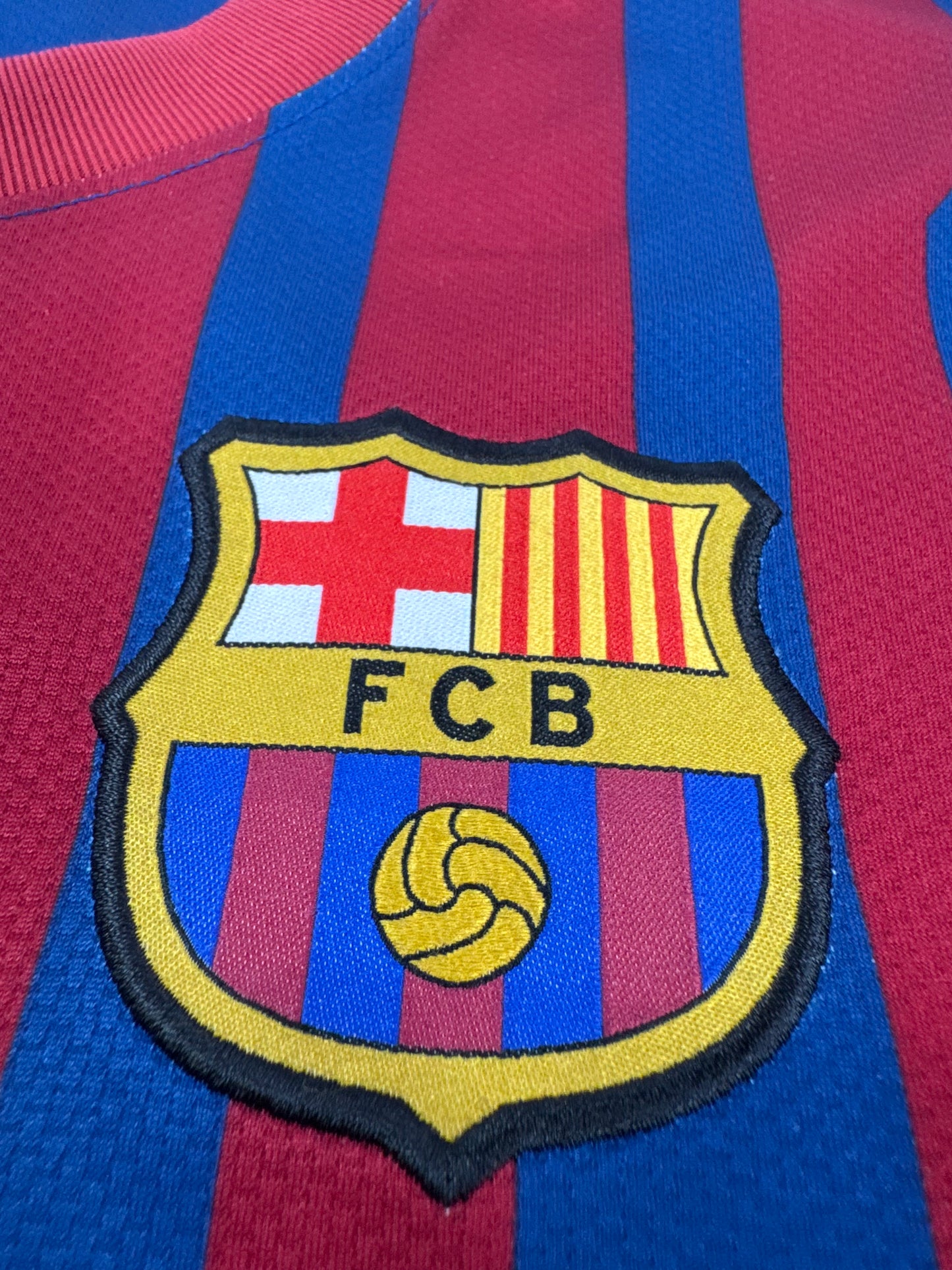 2011/12 FC BARCELONA HOME SHIRT MESSI 10 -(XL)