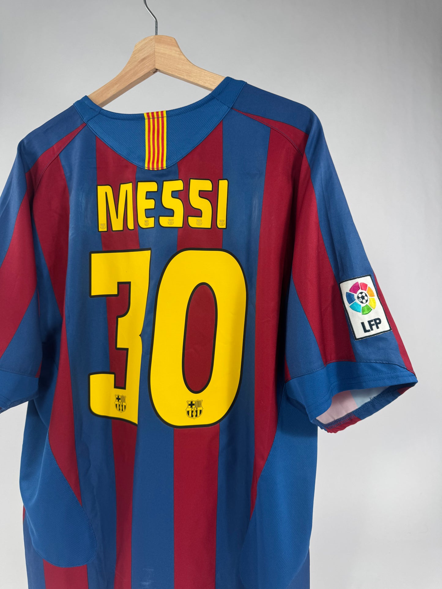 2005/06 IKE T90 FC BARCELONA HOME JERSEY