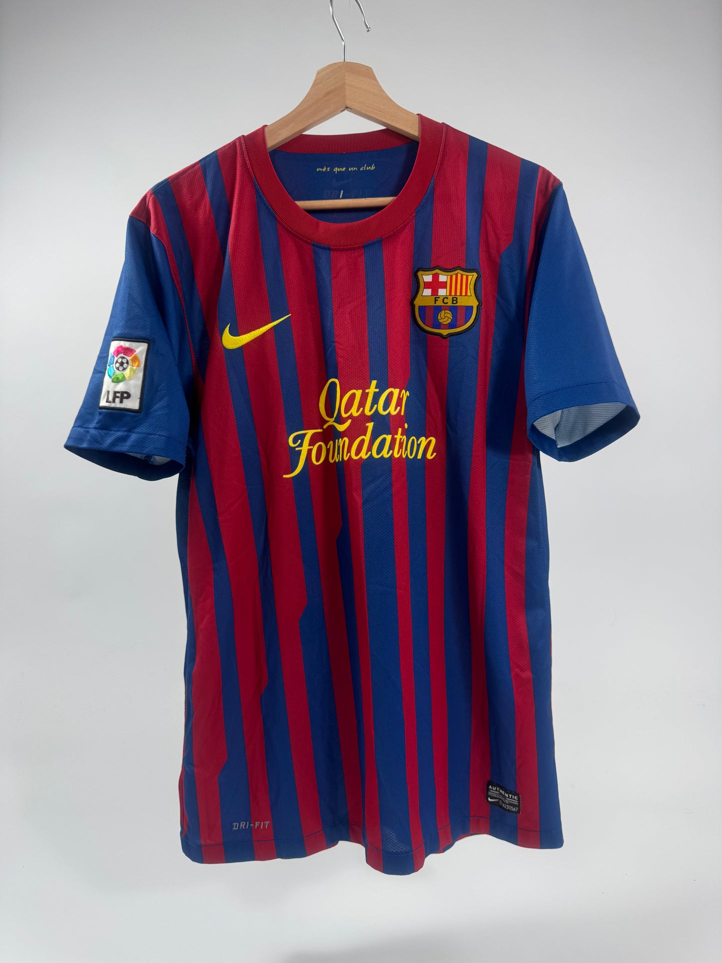 2011/12 FC BARCELONA HOME SHIRT INIESTA 8-(M)