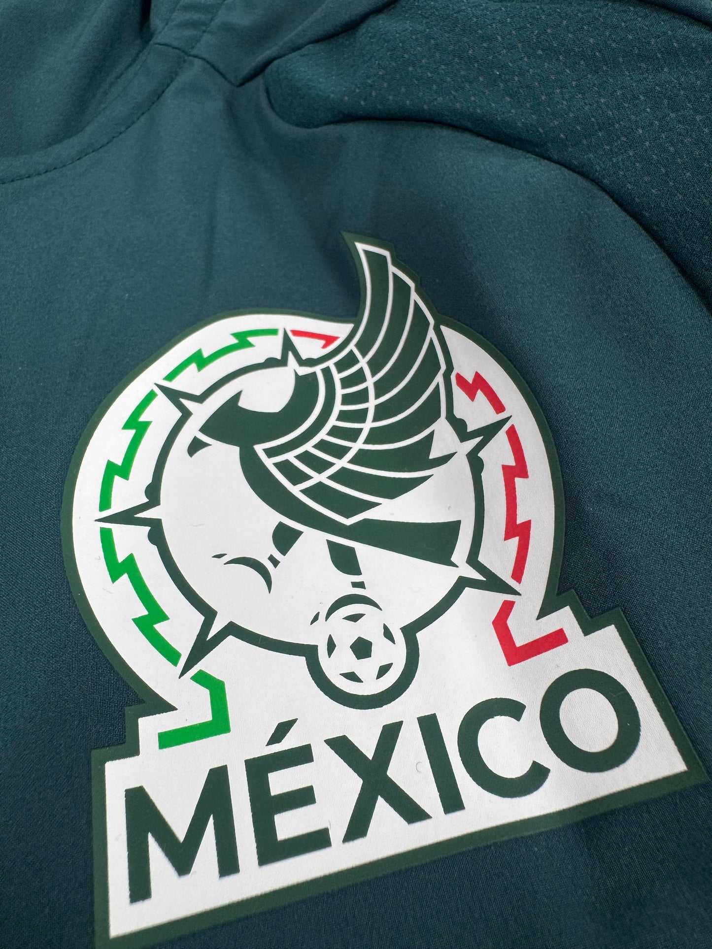 2026 ADIDAS MEXICO TEAM ISSUE (UTILERIA) FULL ZIP WINDBREAKER JACKET (L)