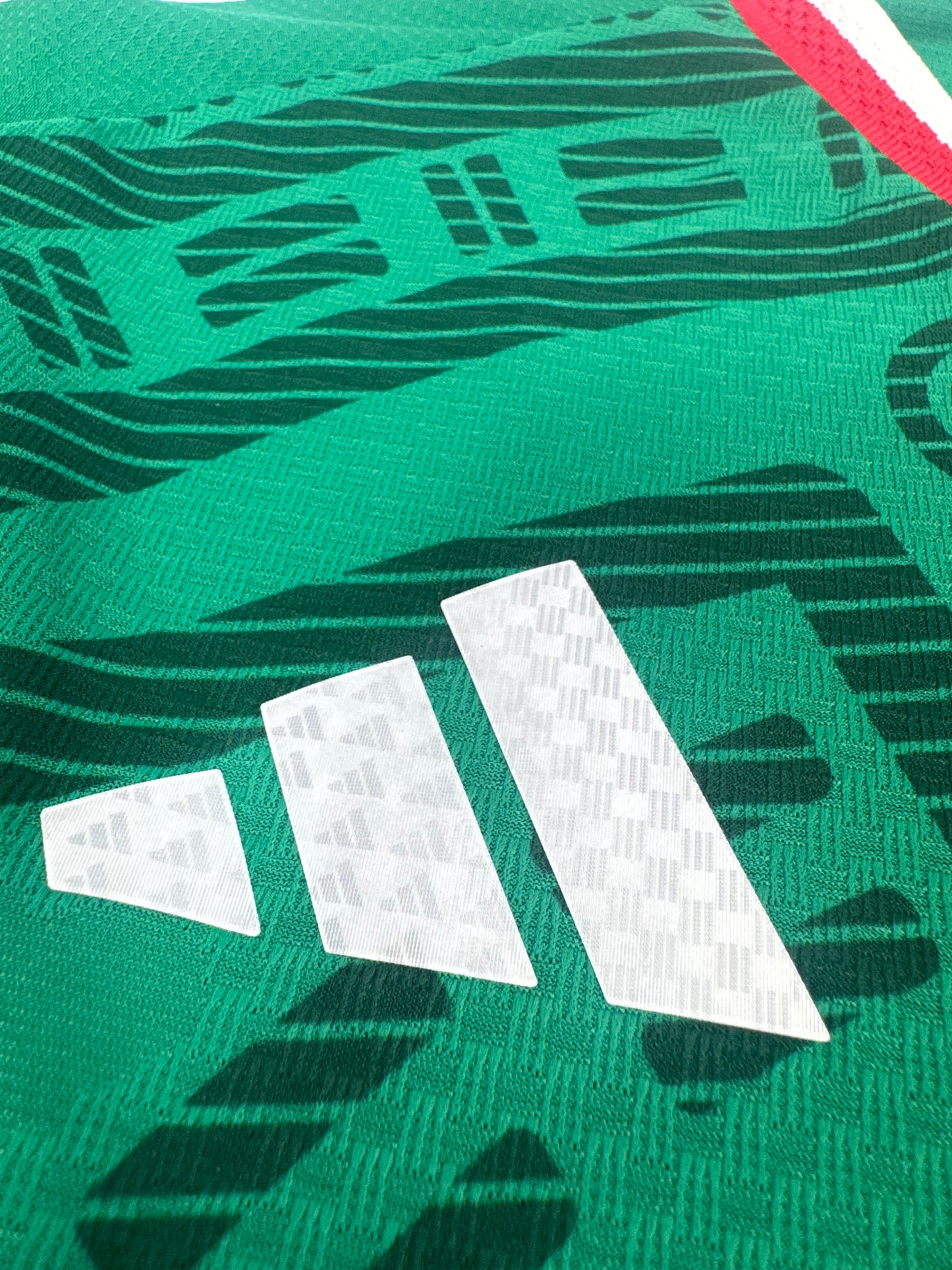 2026 ADIDAS MEXICO WORLD CUP HOME JERSEY LONG SLEEVE GILBERTO MORA 19 (XL) PLAYER VERSION
