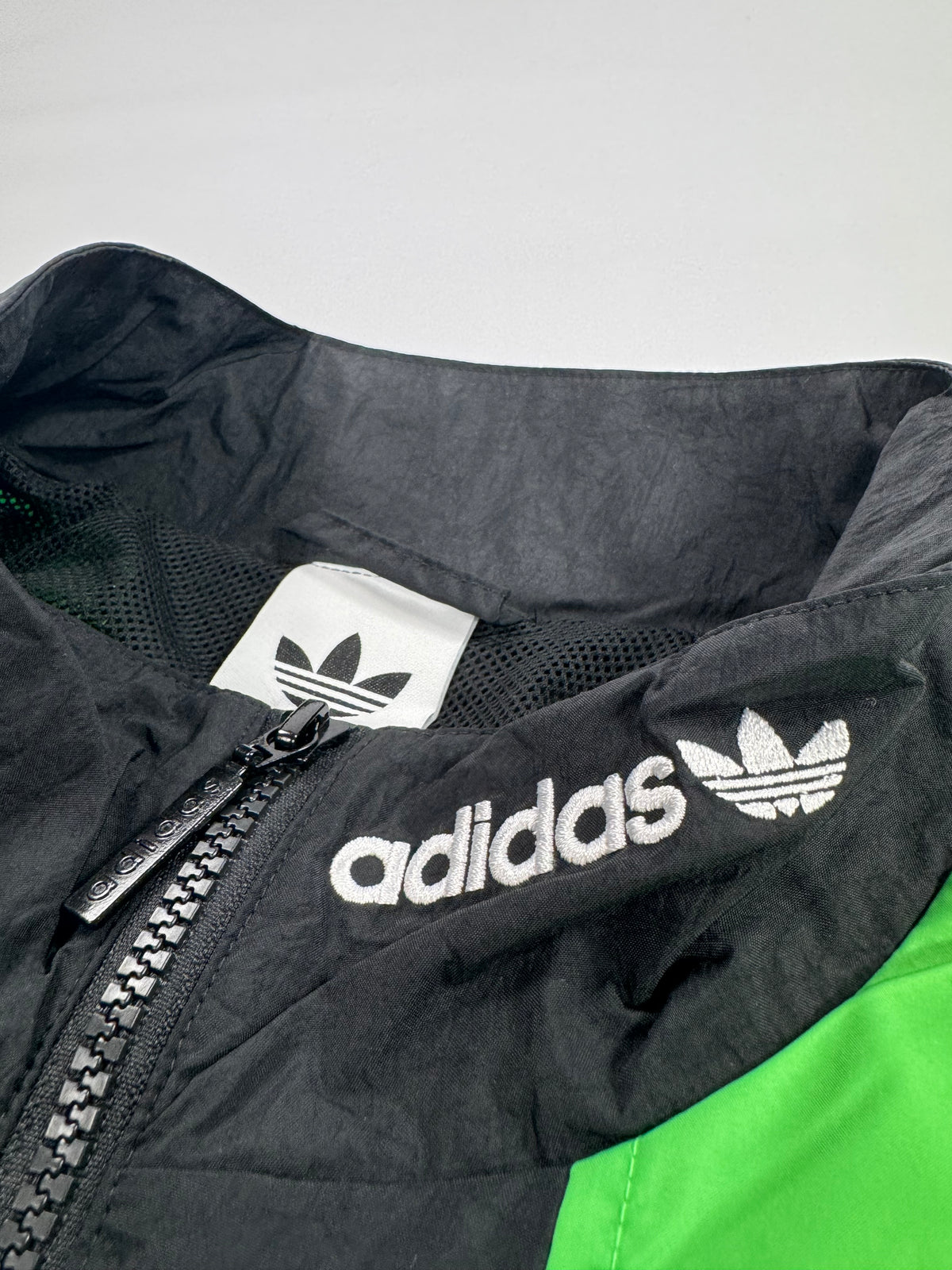 2026 ADIDAS MEXICO UTILERIA TRAVEL JACKET (XL) TEAM ISSUE NOT SOLD TO PUBLIC
