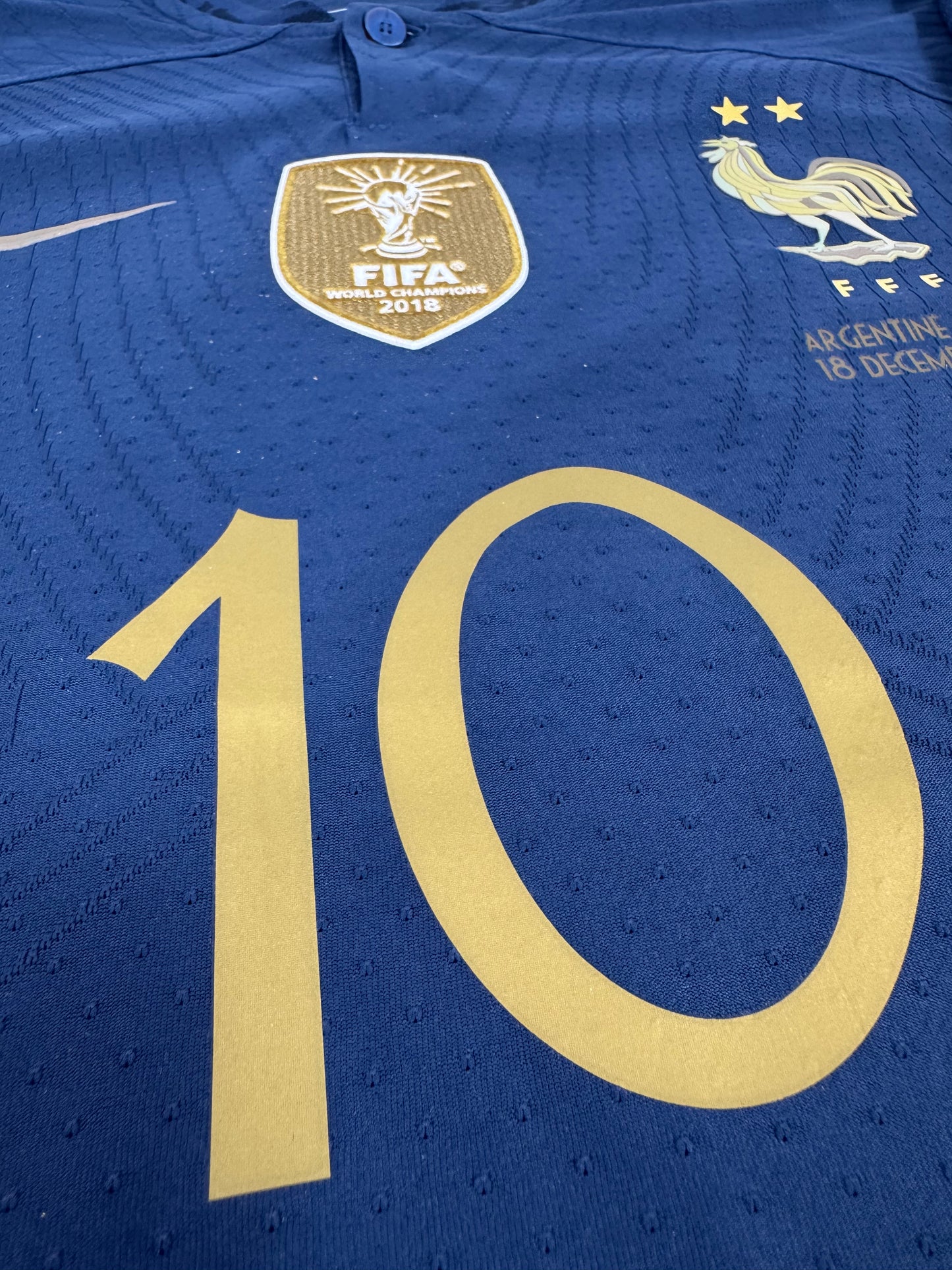 2022 NIKE FRANCE HOME JERSEY AUTHENTIC PLAYER VERSOON NEW WITH TAGS MBAPPE 10 (L)
