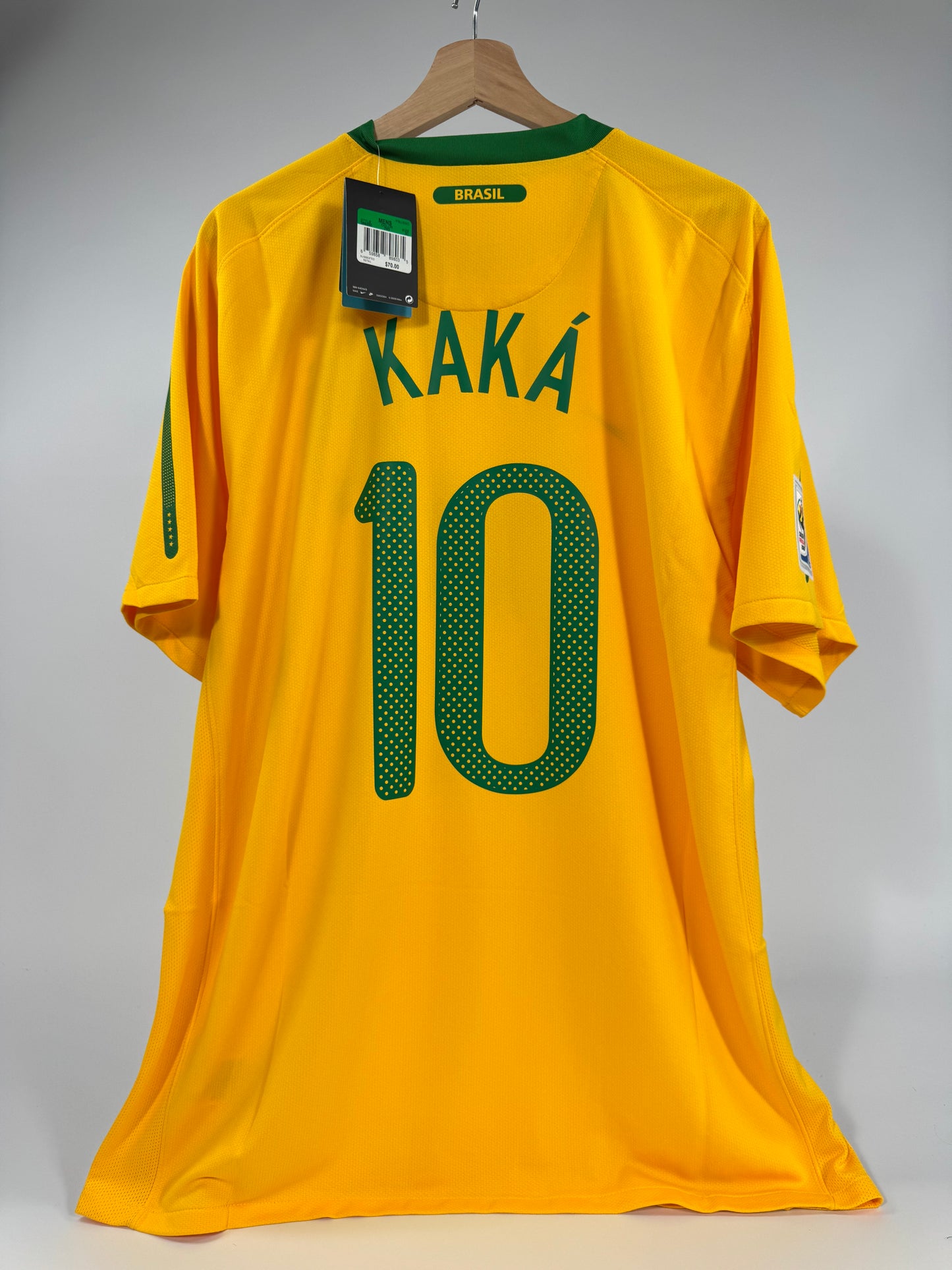 2010 NIKE BRAZIL HOME JERSEY KAKA 10 (XL) NEW WITH TAGS