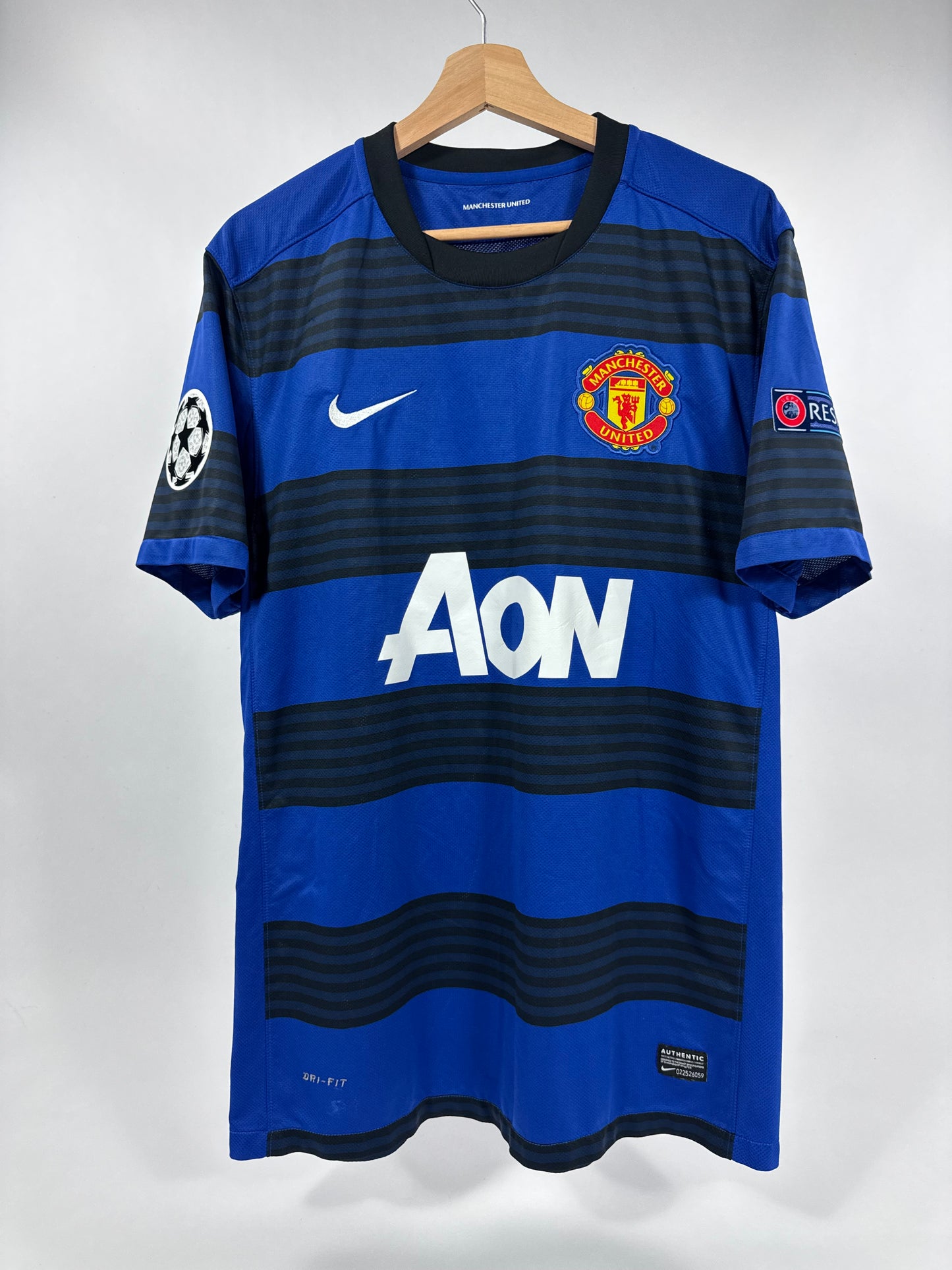 2011/12 NIKE MANCHESTER UNITED AWAY JERSEY CHICHARITO 14 (L)