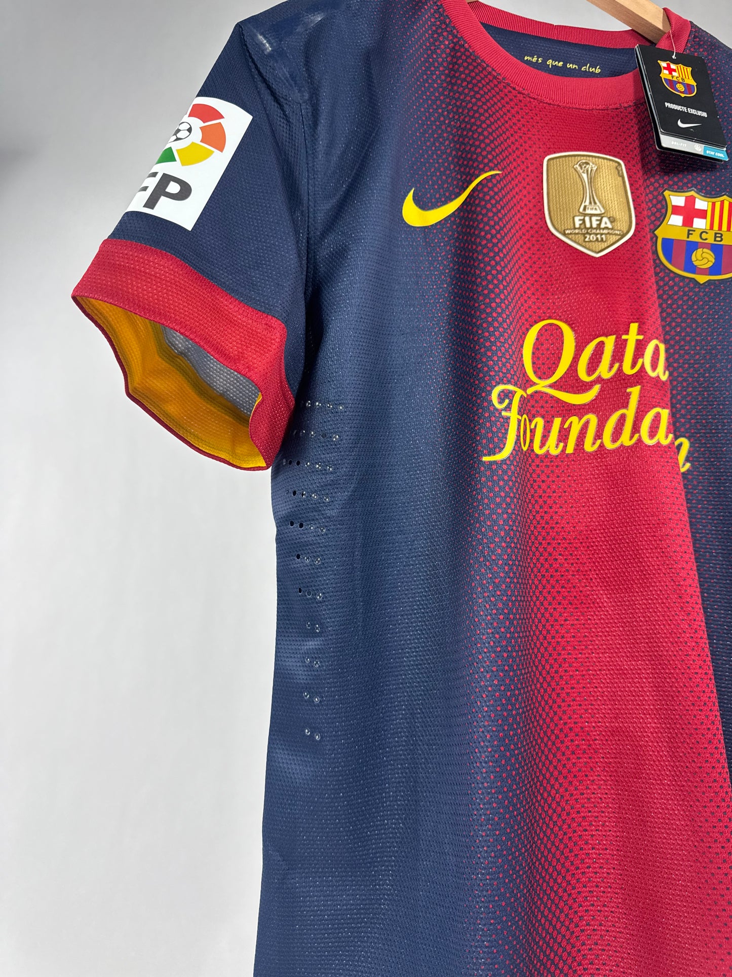 2012/13 NIKE FC BARCELONA JERSEY NEW WITH TAGS PLAYER VERSION-(L)