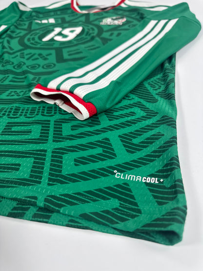 2026 ADIDAS MEXICO WORLD CUP HOME JERSEY LONG SLEEVE GILBERTO MORA 19 (XL) PLAYER VERSION