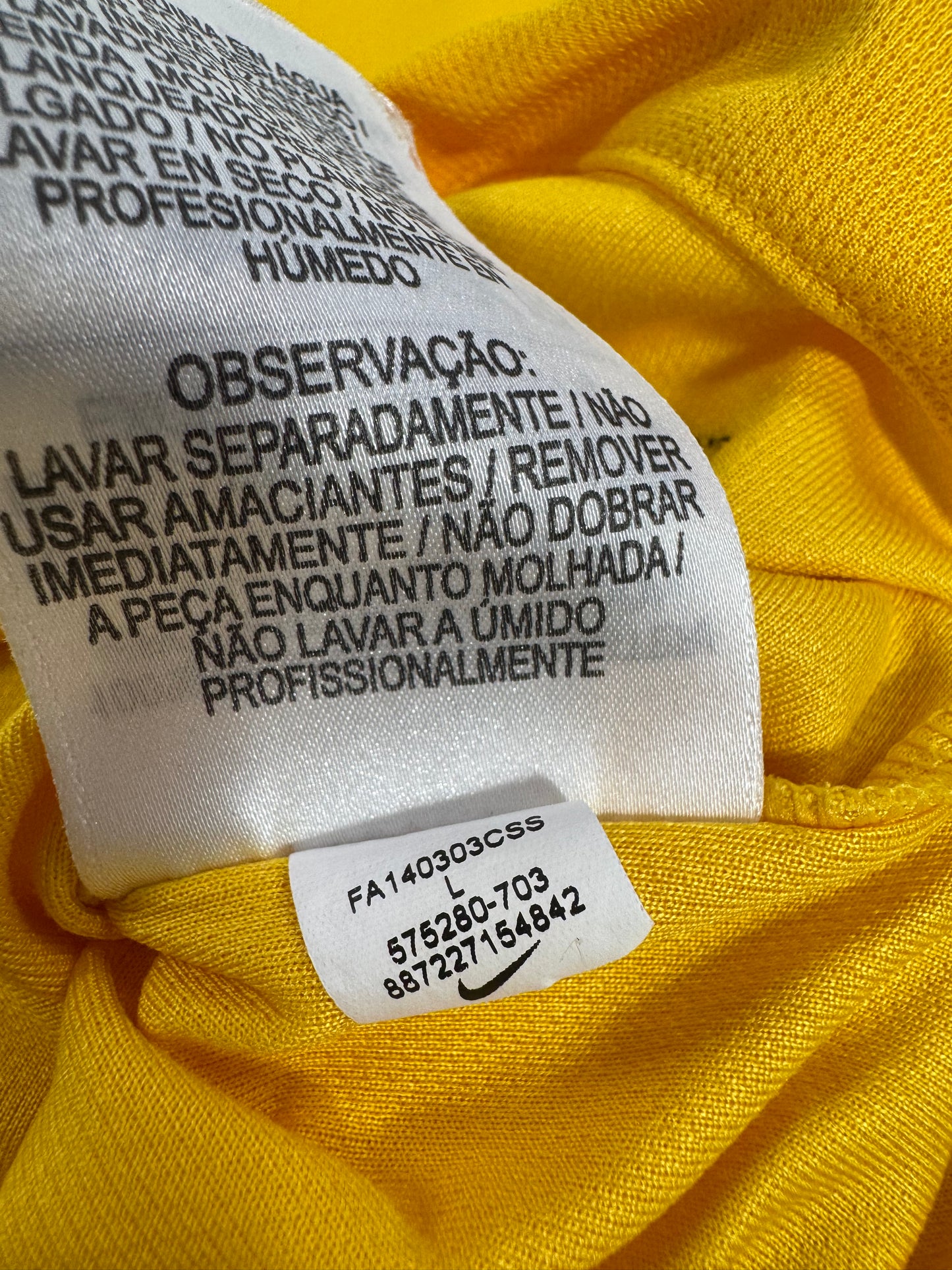 2014 NIKE BRAZIL HOME JERSEY NEYMAR JR 10 (LARGE)