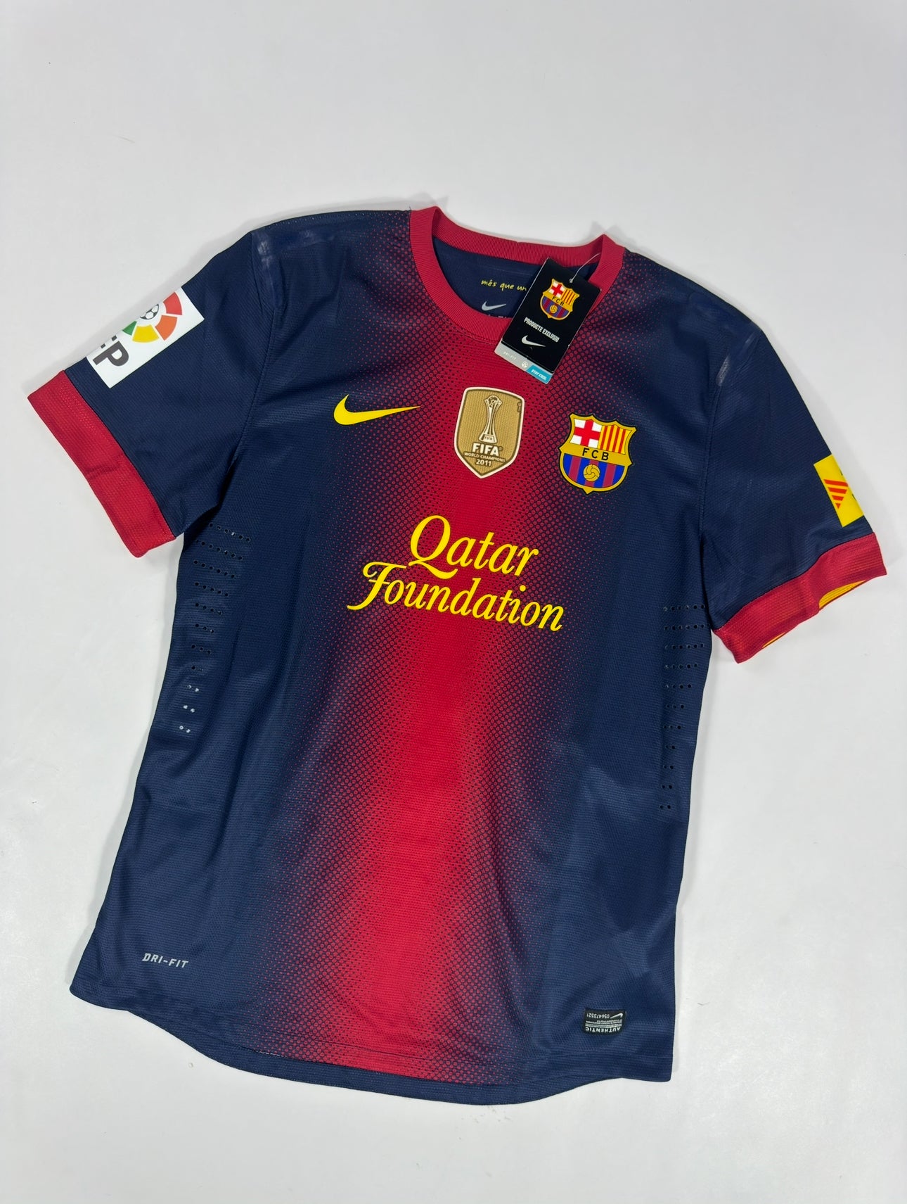 2012/13 NIKE FC BARCELONA JERSEY NEW WITH TAGS PLAYER VERSION-(L)