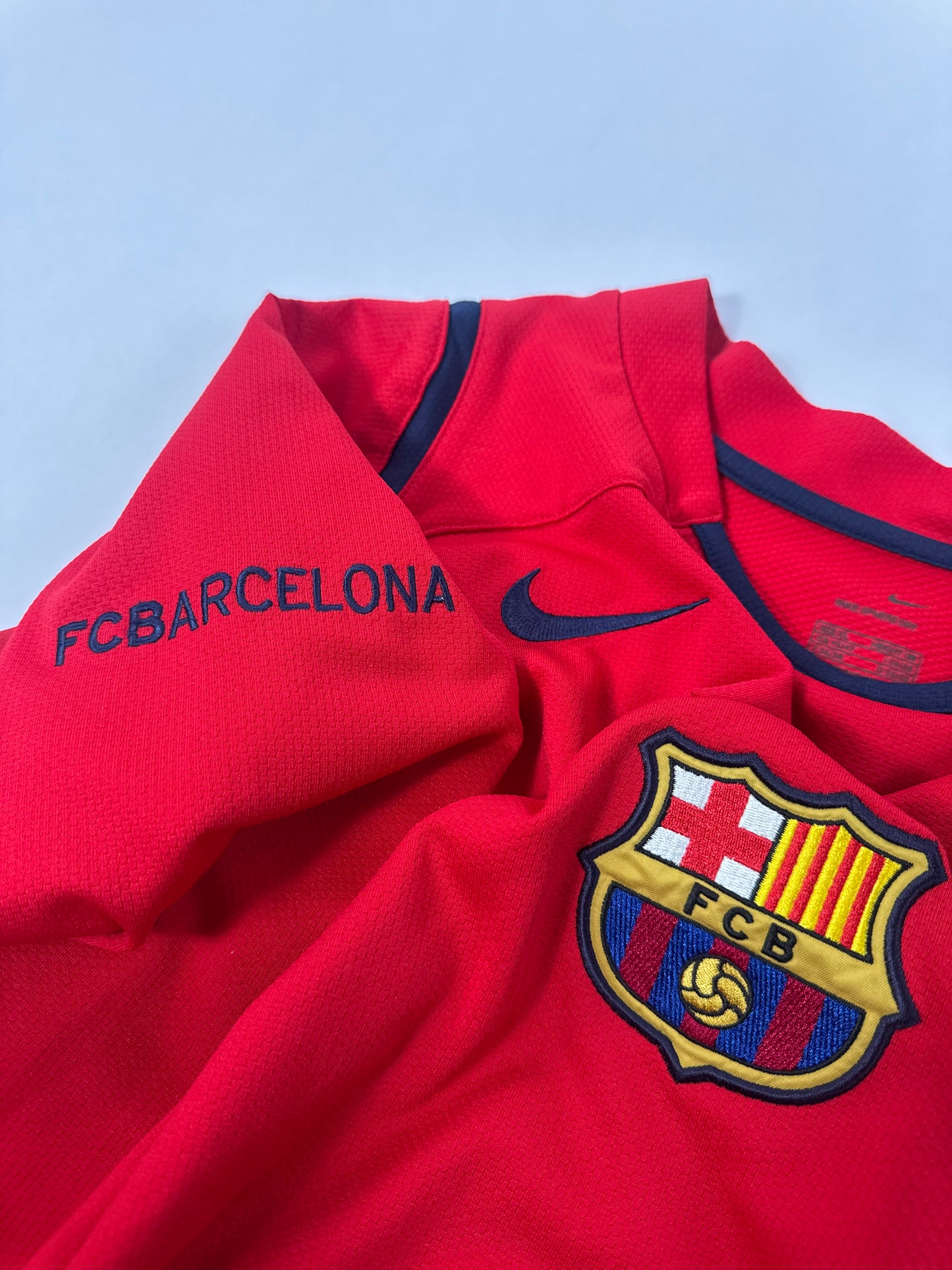 2006 NIKE FC BARCELONA TRAINING LONG SLEEVE-(XL)