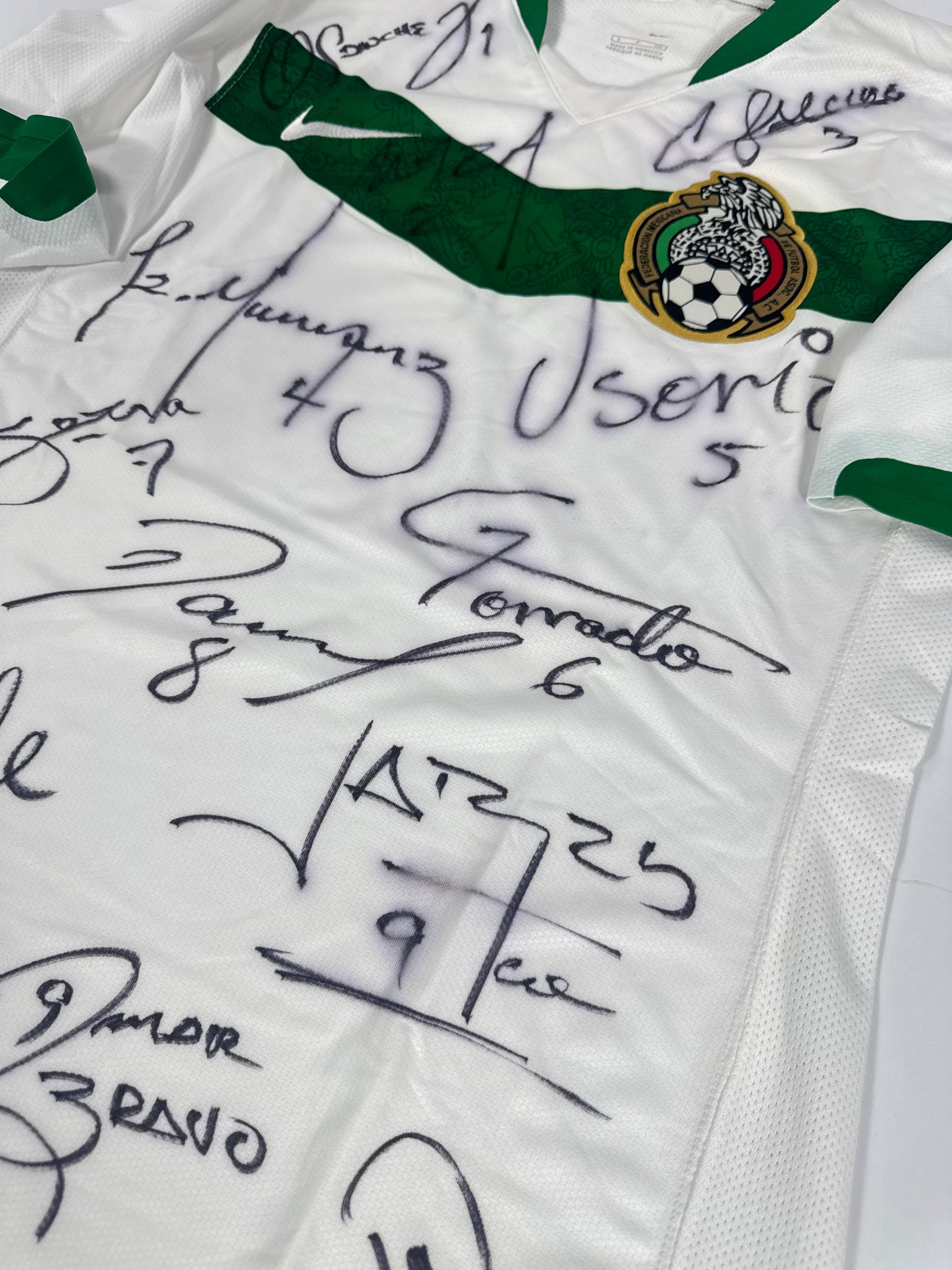 2006 WORLD CUP NIKE PLAYER ISSUE SIGNED MEXICO AWAY JERSEY (UTILERIA) (S)