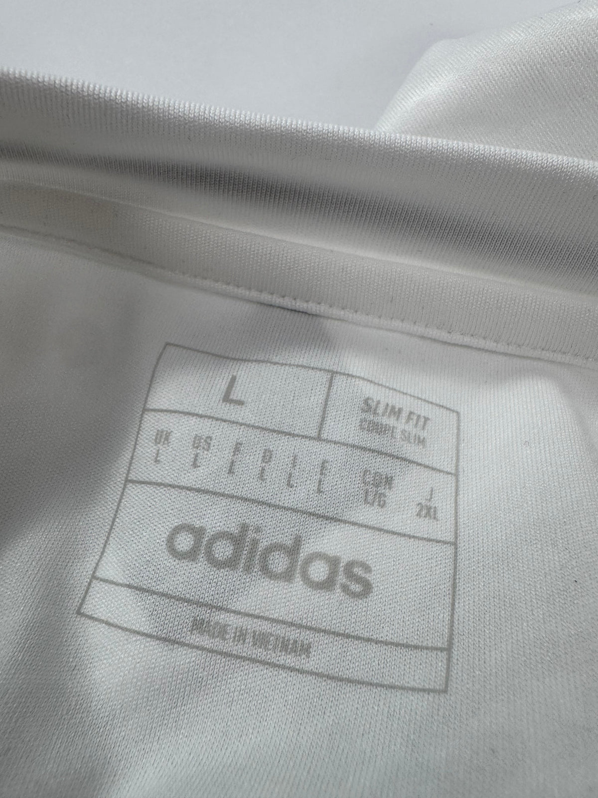 2024/25 ADIDAS REAL MADRID HOME JERSEY MODRIC 10 NEW WITH TAGS (L)