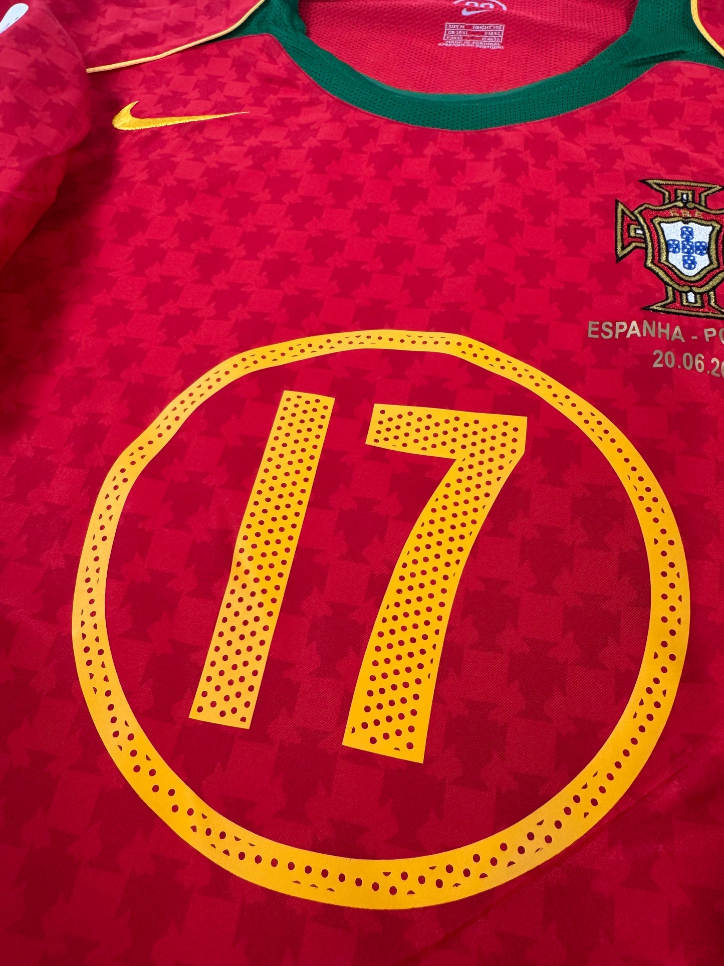 2004/05 NIKE T90 PORTUGAL HOME JERSEY CRISTIANO RONALDO 17 (M)