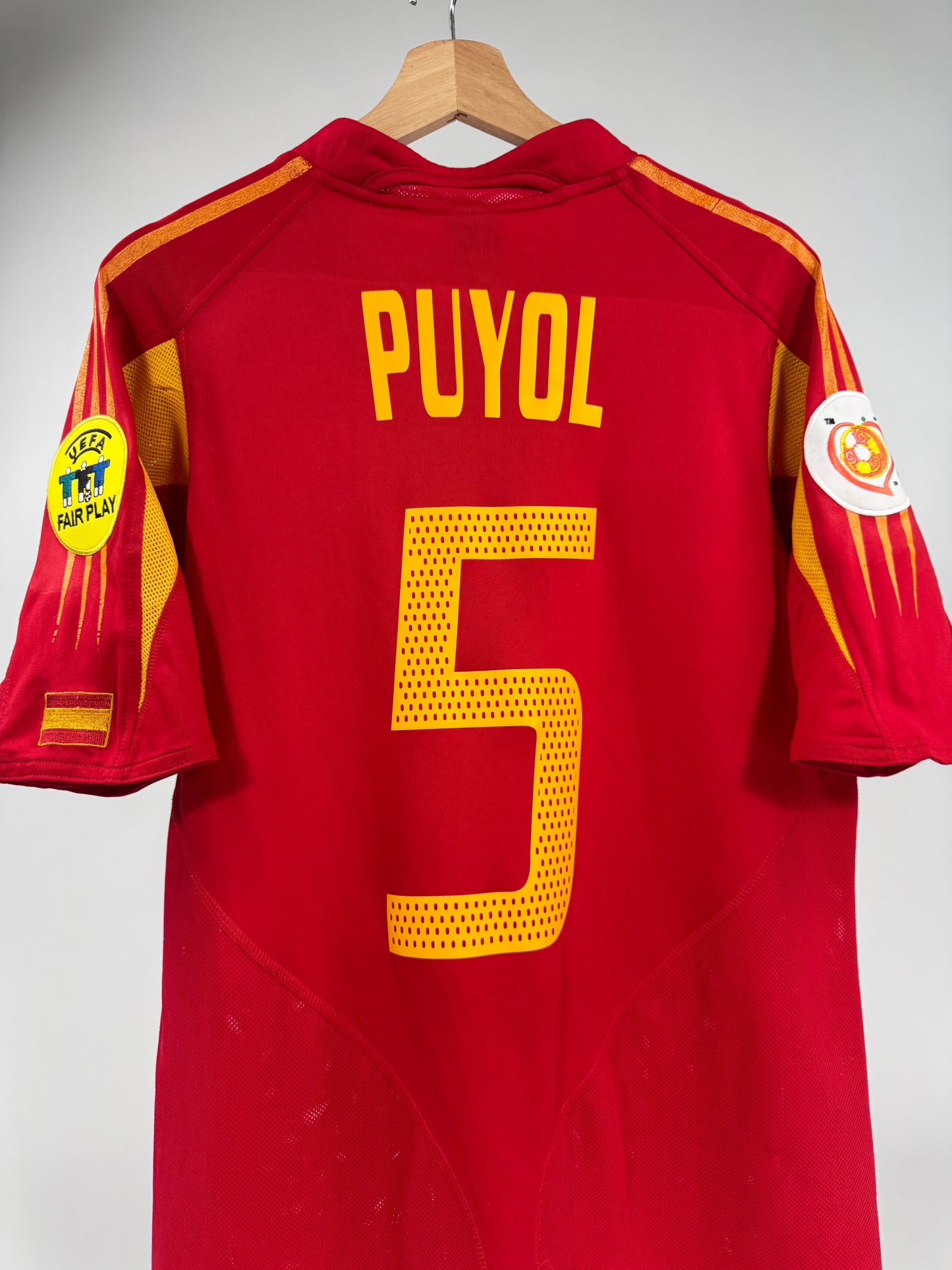 2004 ADIDAS SPAIN HOME JERSEY PUYOL 5 (M)