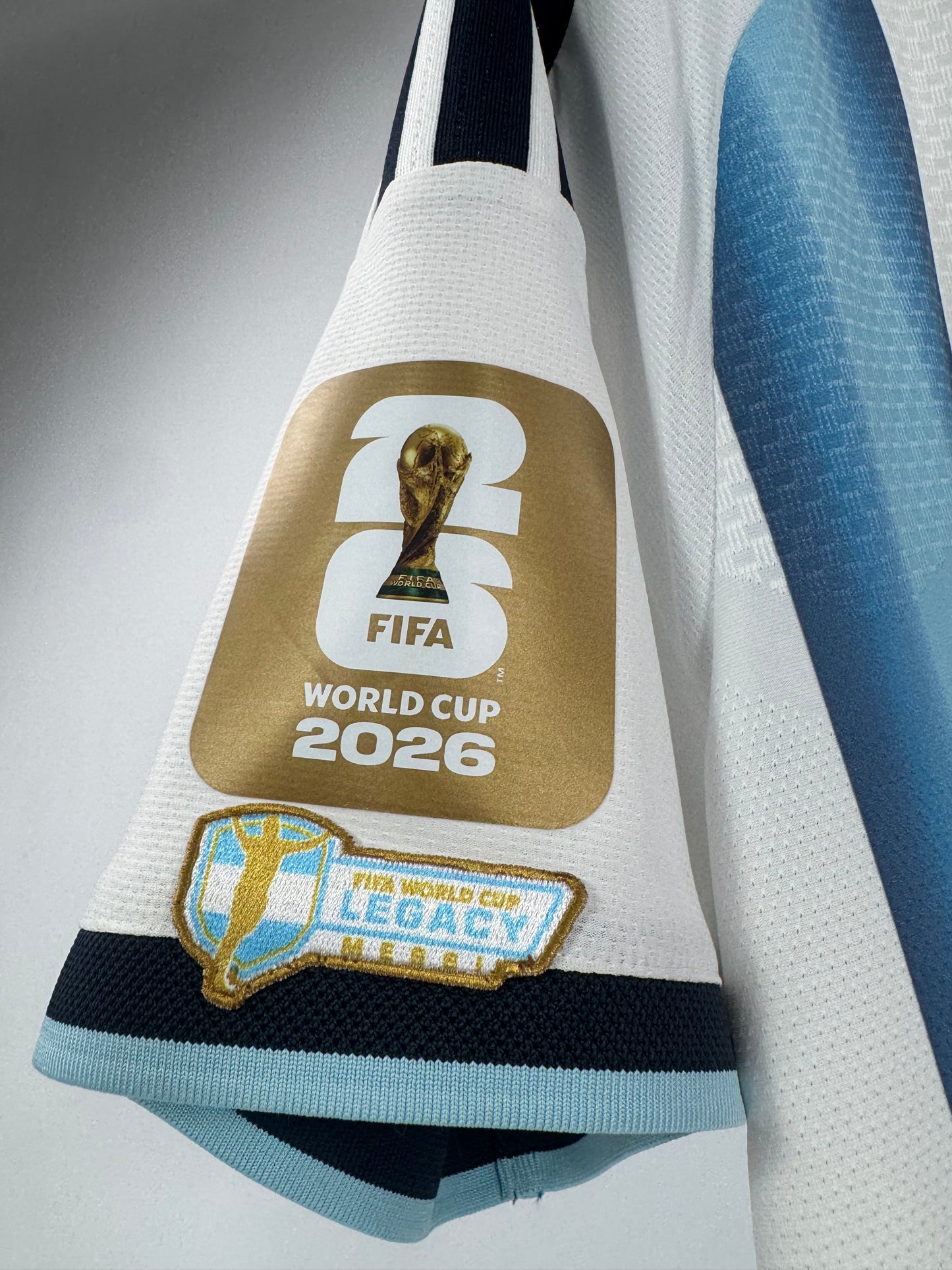 2026 ADIDAS ARGENTINA WORLD CUP FINAL HOME JERSEY LIONEL MESSI (XL)