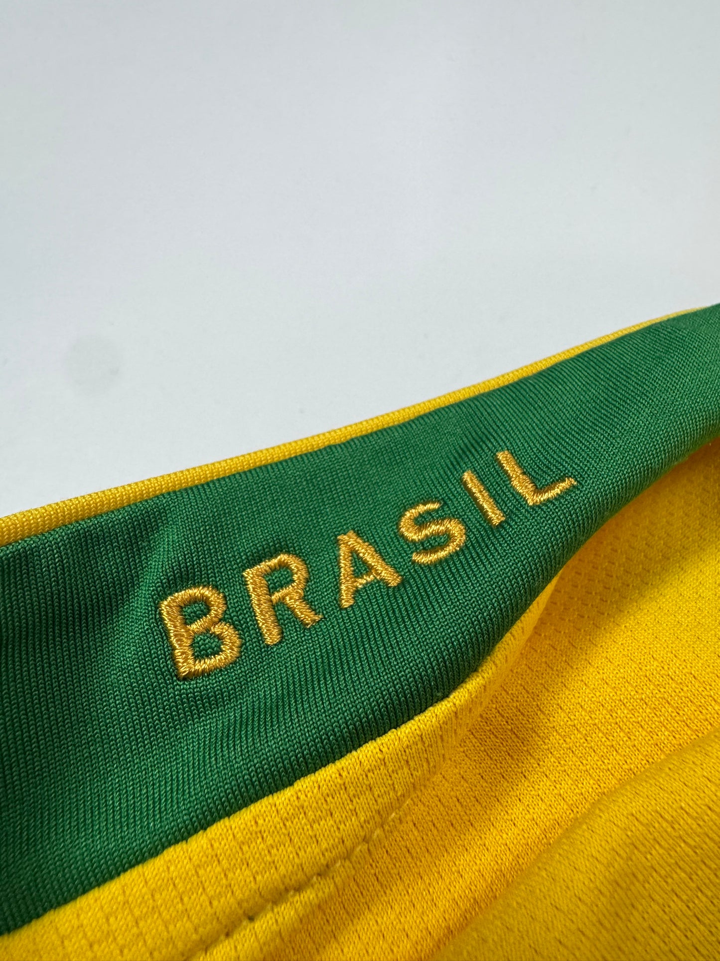 2006 NIKE BRAZIL HOME JERSEY RONALDINHO 10 (M)