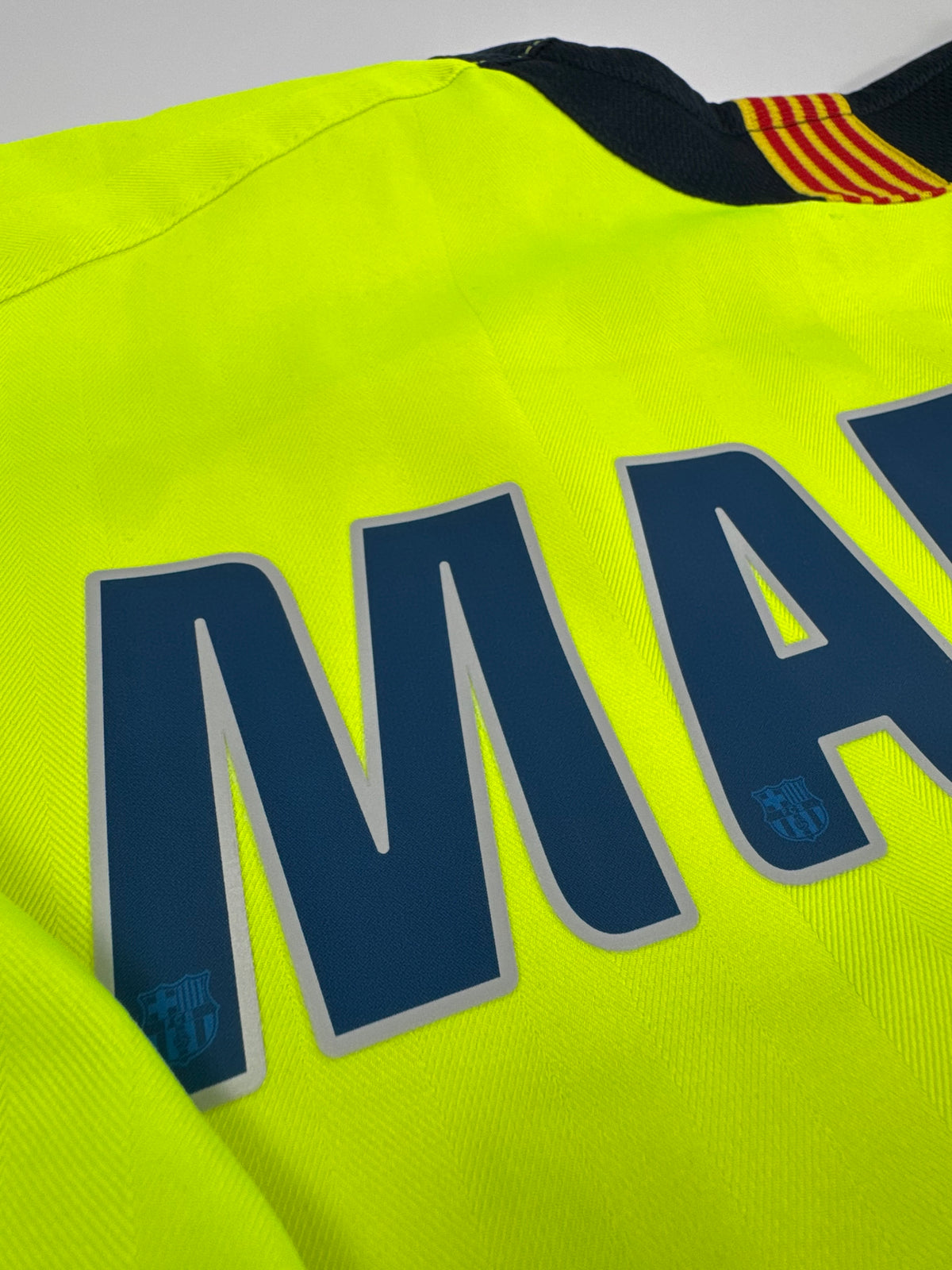 2005/06 NIKE T90 FC BARCELONA AWAY JERSEY RAF MARQUEZ 4 (L)