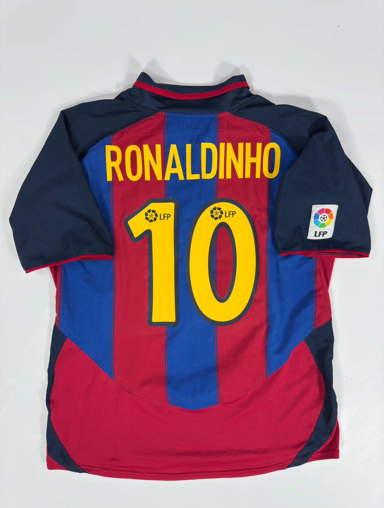 2003 NIKE FC BARCELONA HOME JERSEY RONALDINHO 10 (L)