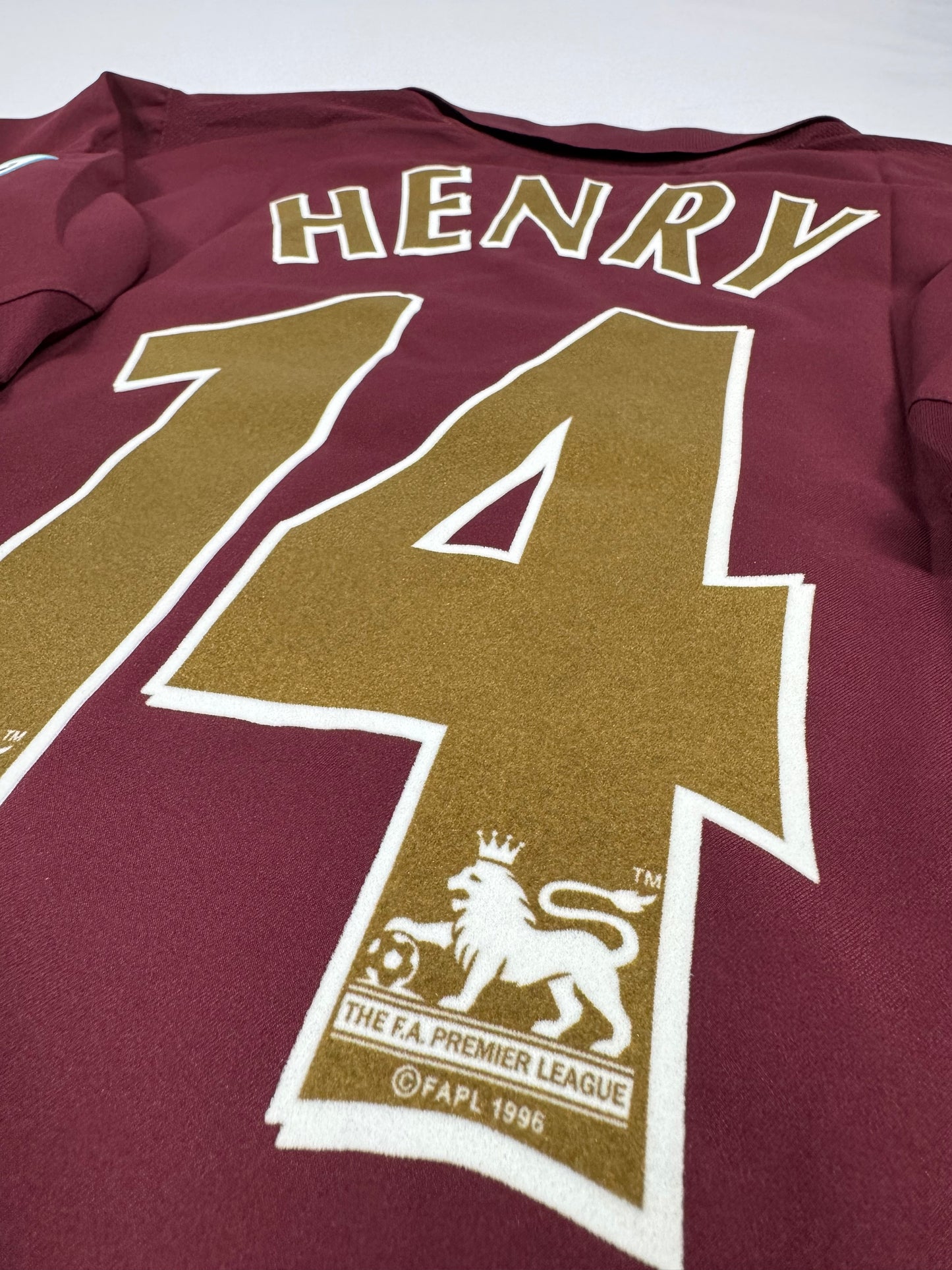 2005/06 NIKE T90 ARSENAL JERSEY HENRY 14 (L)
