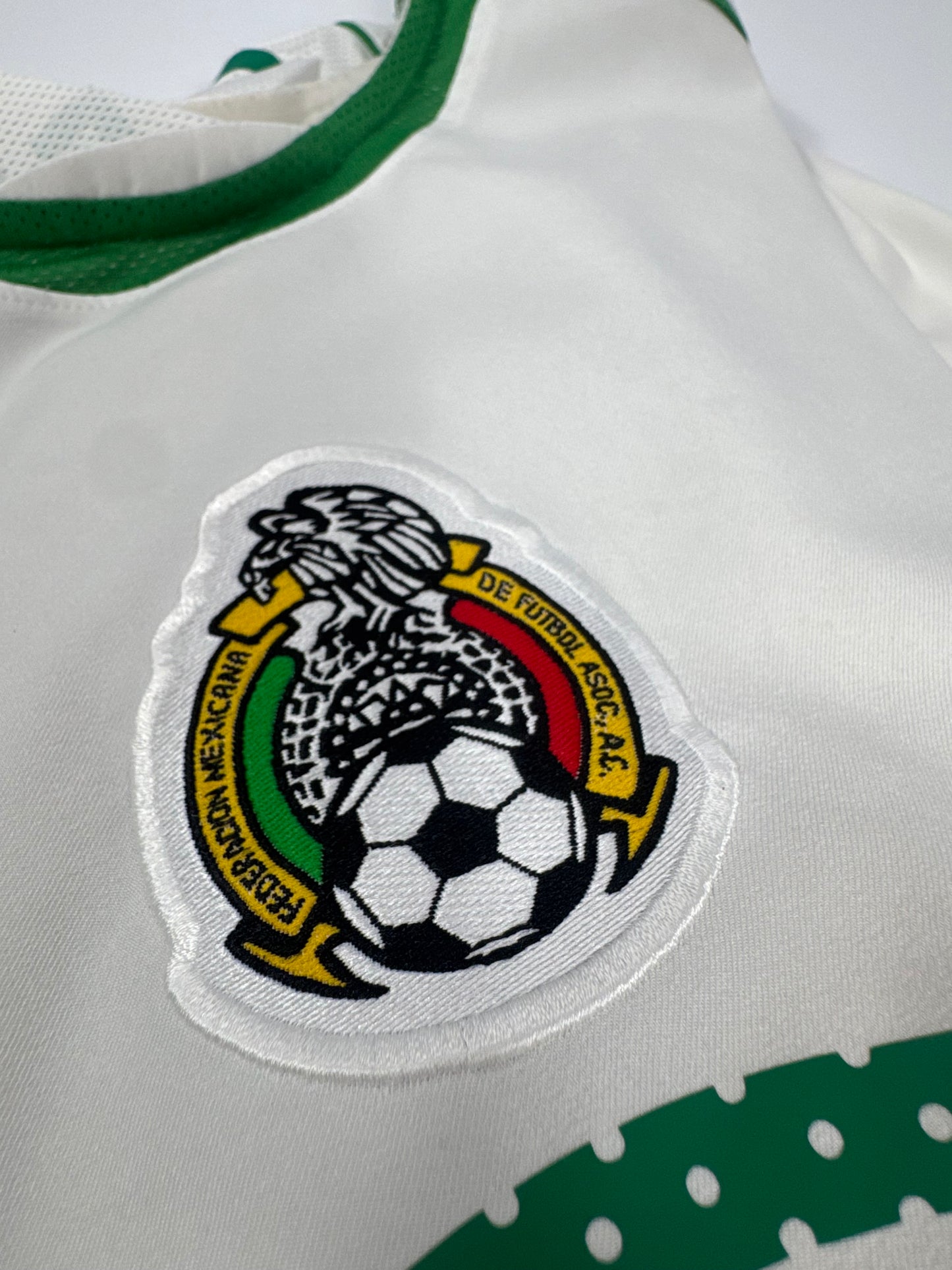 2004/05 NIKE T90 MEXICO AWAY JERSEY BORGETTI 9 (L)