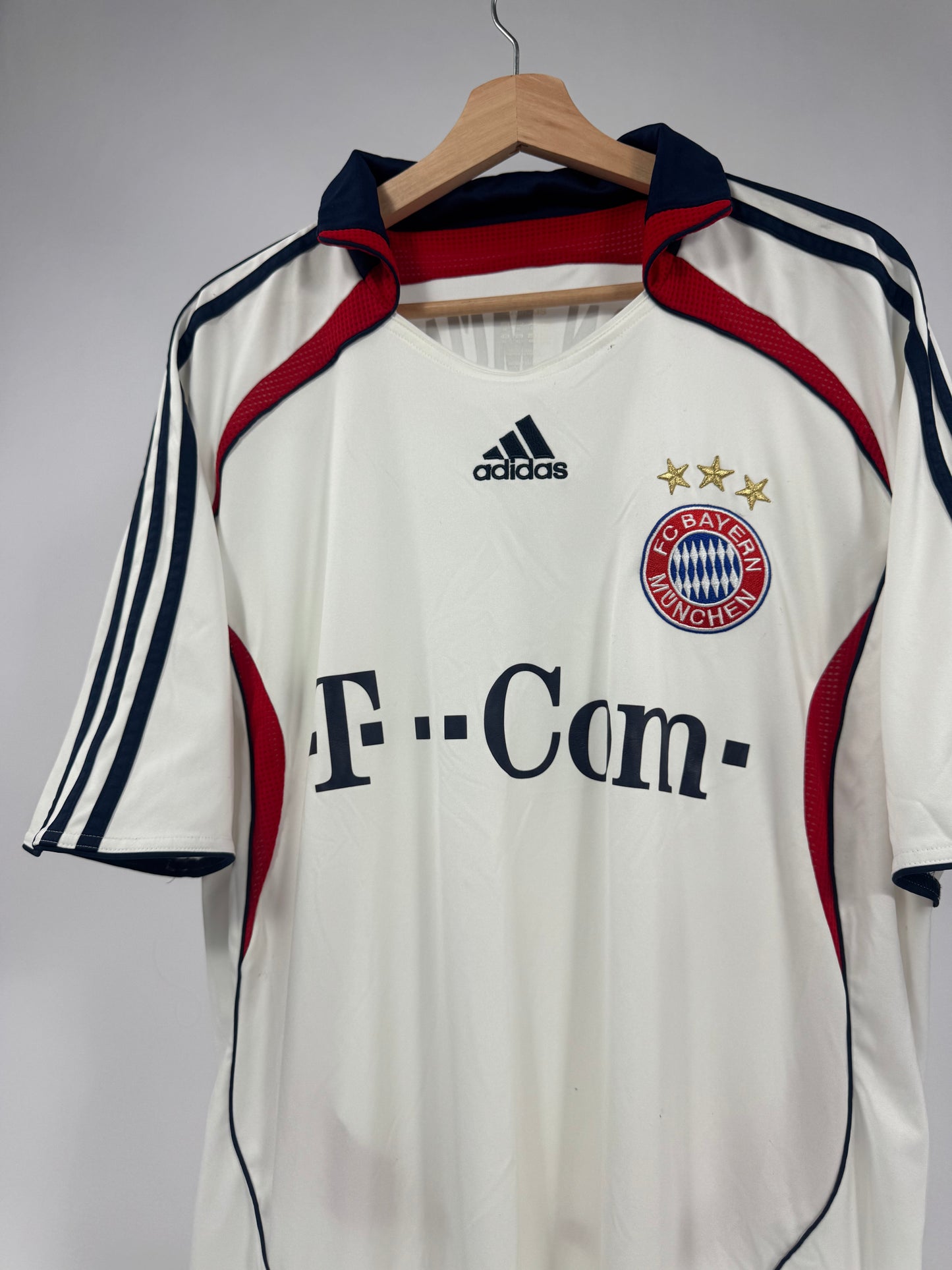 2006 ADIDAS BAYERN MUNICH JERSEY-(XL)