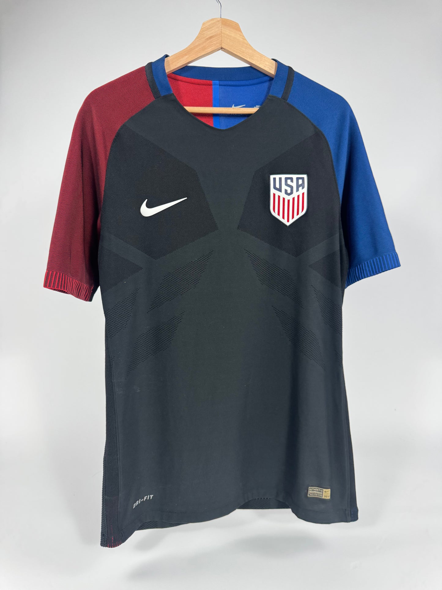 NIKE USA 2018 PLAYER ISSUE AWAY JERSEY M
