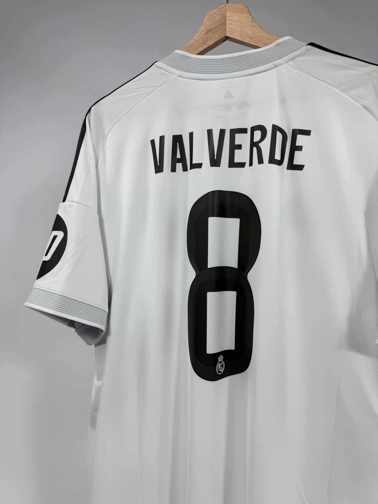 2025/26 ADIDAS REAL MADRID HOME JERSEY VALVERDE 8 XXL-(NEW WITH TAGS)