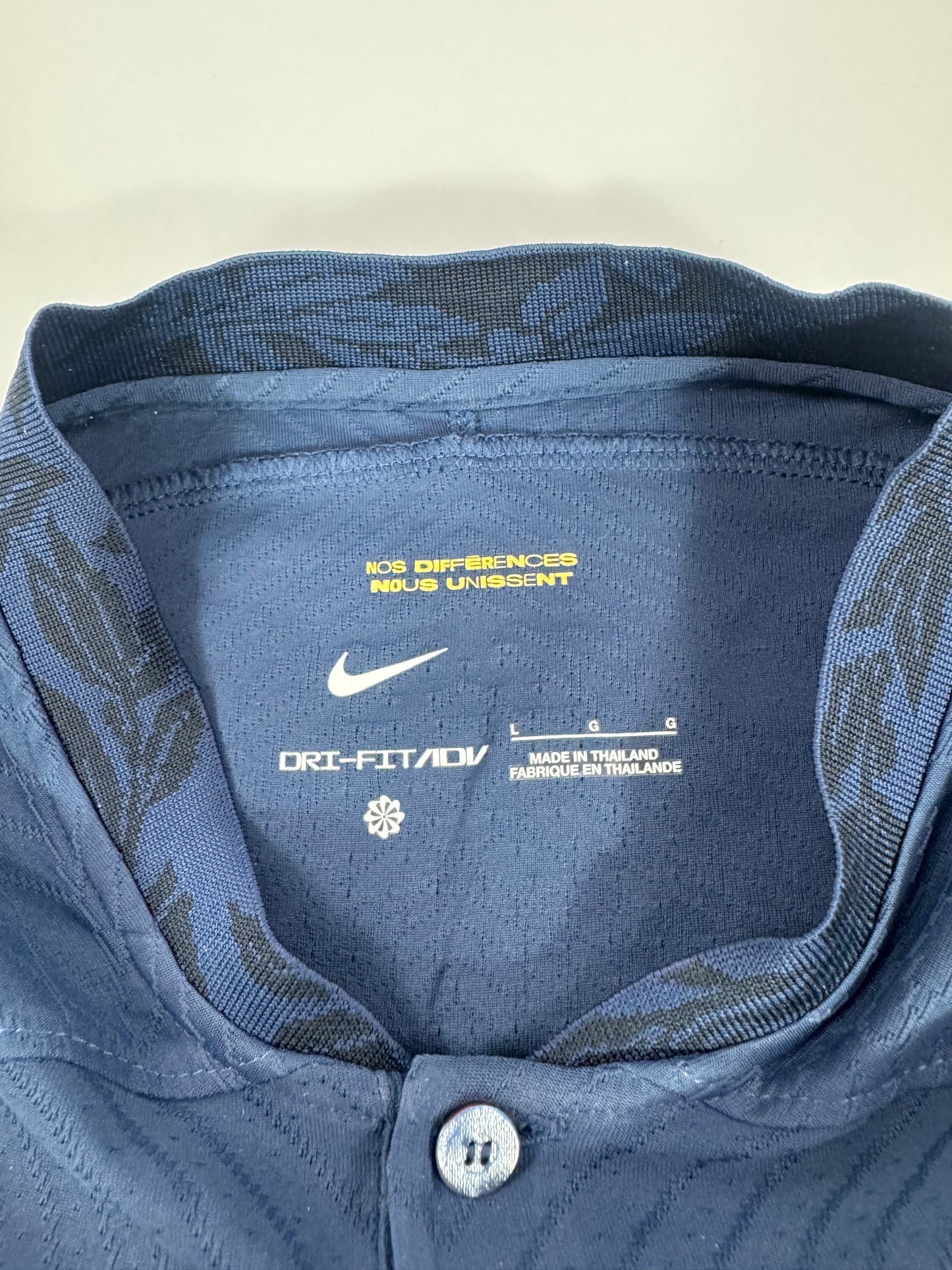 2022 NIKE FRANCE HOME JERSEY AUTHENTIC PLAYER VERSOON NEW WITH TAGS MBAPPE 10 (L)