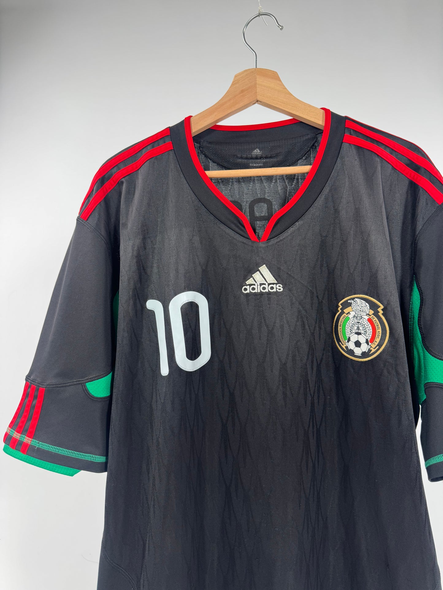 2010 ADIDAS MEXICO AWAY JERSEY CUAUHTEMOC BLANCO 10 (2XL)