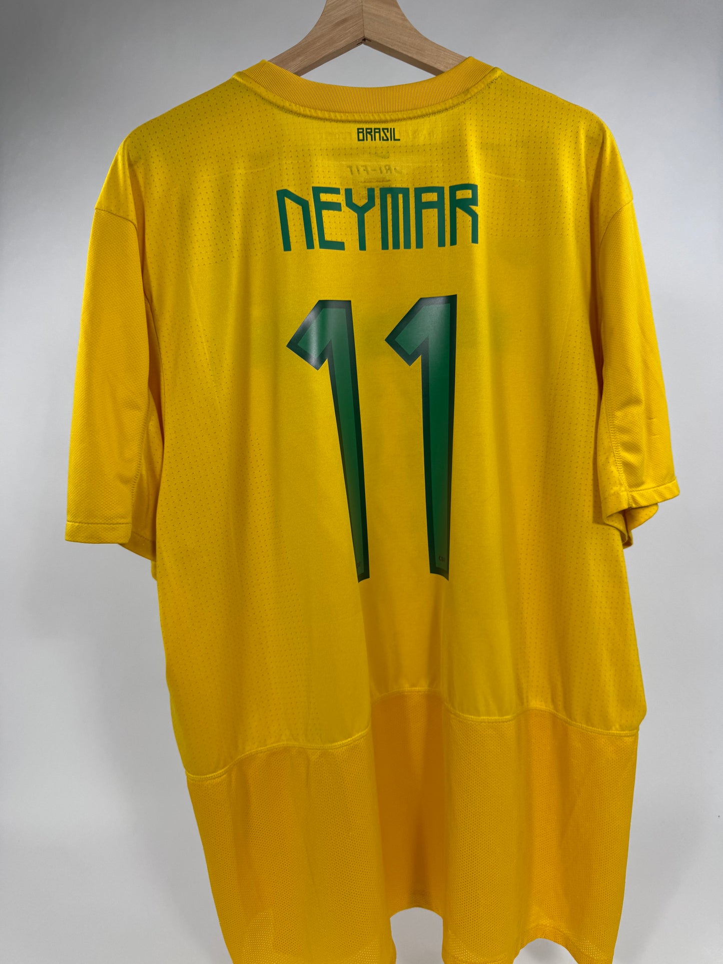 2011 NIKE BRAZIL HOME JERSEY NEYMAR 11-(XXL)