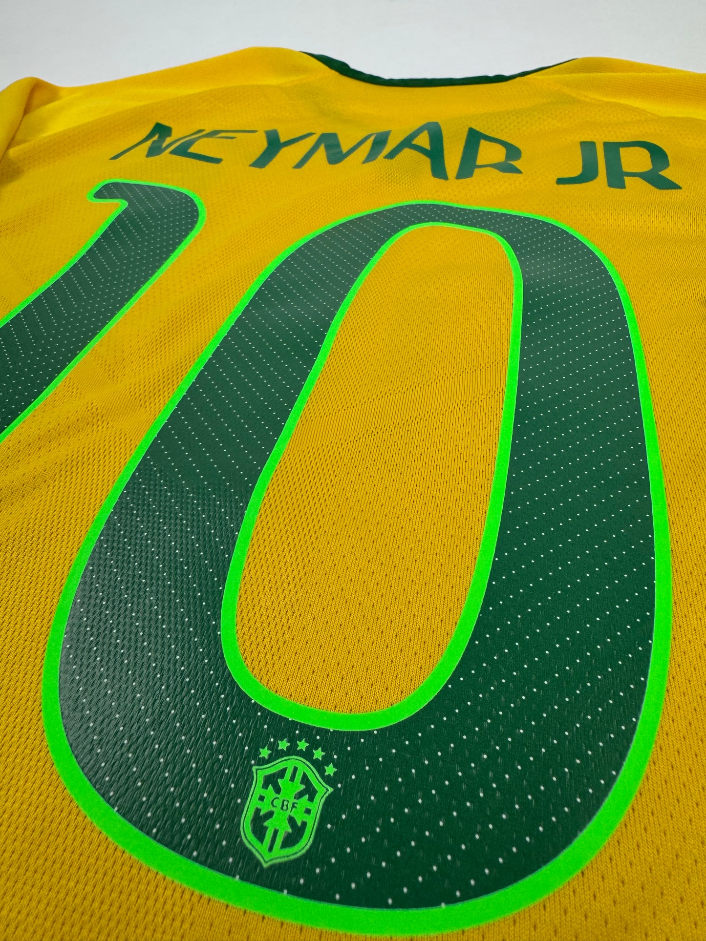 2014 NIKE BRAZIL HOME JERSEY NEYMAR JR 10 PLAYER VERSION (XL)