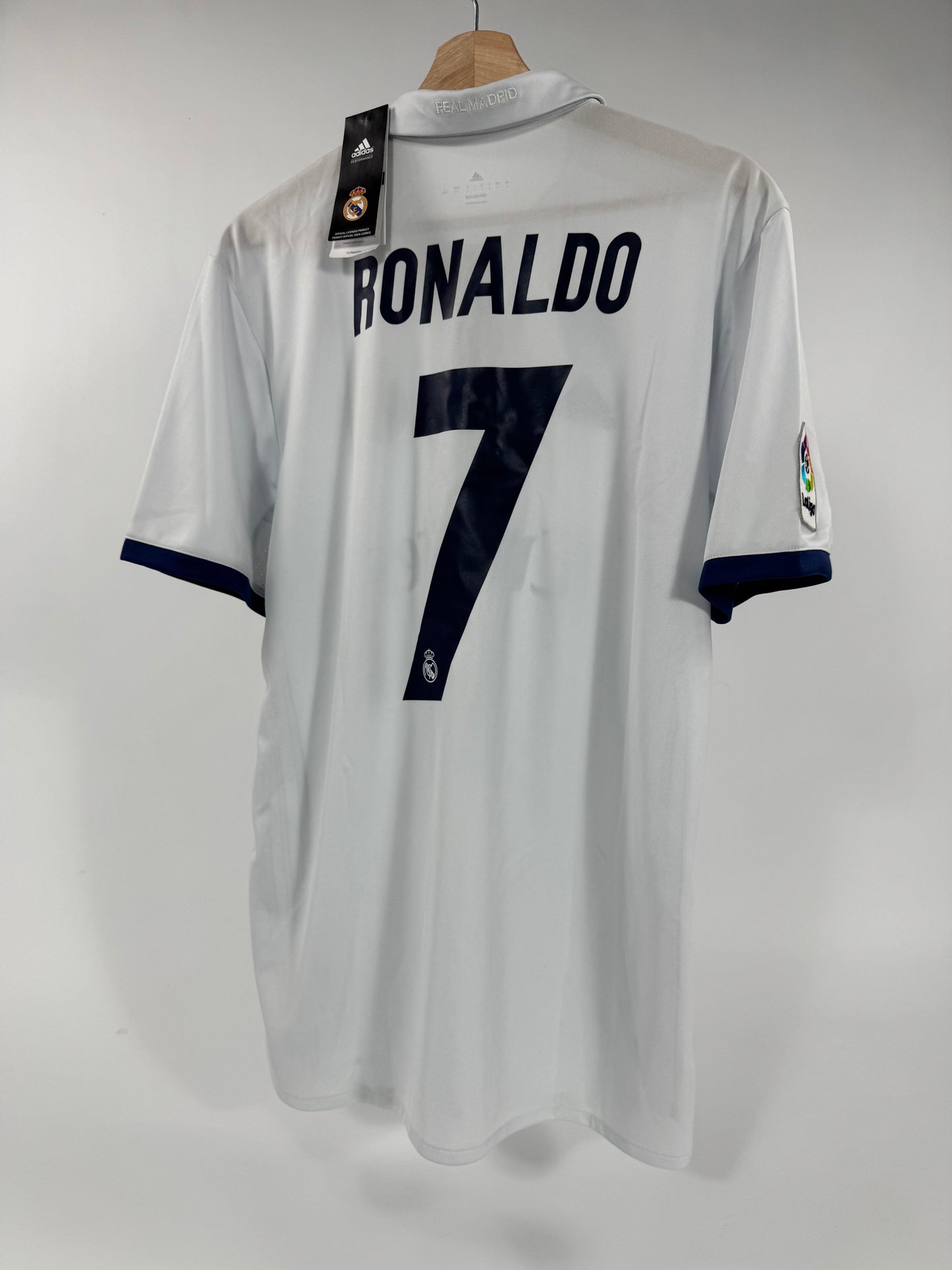16/17 REAL MADRID HOME JERSEY CRISTIANO RONALDO 7(L) NEW WITH TAGS