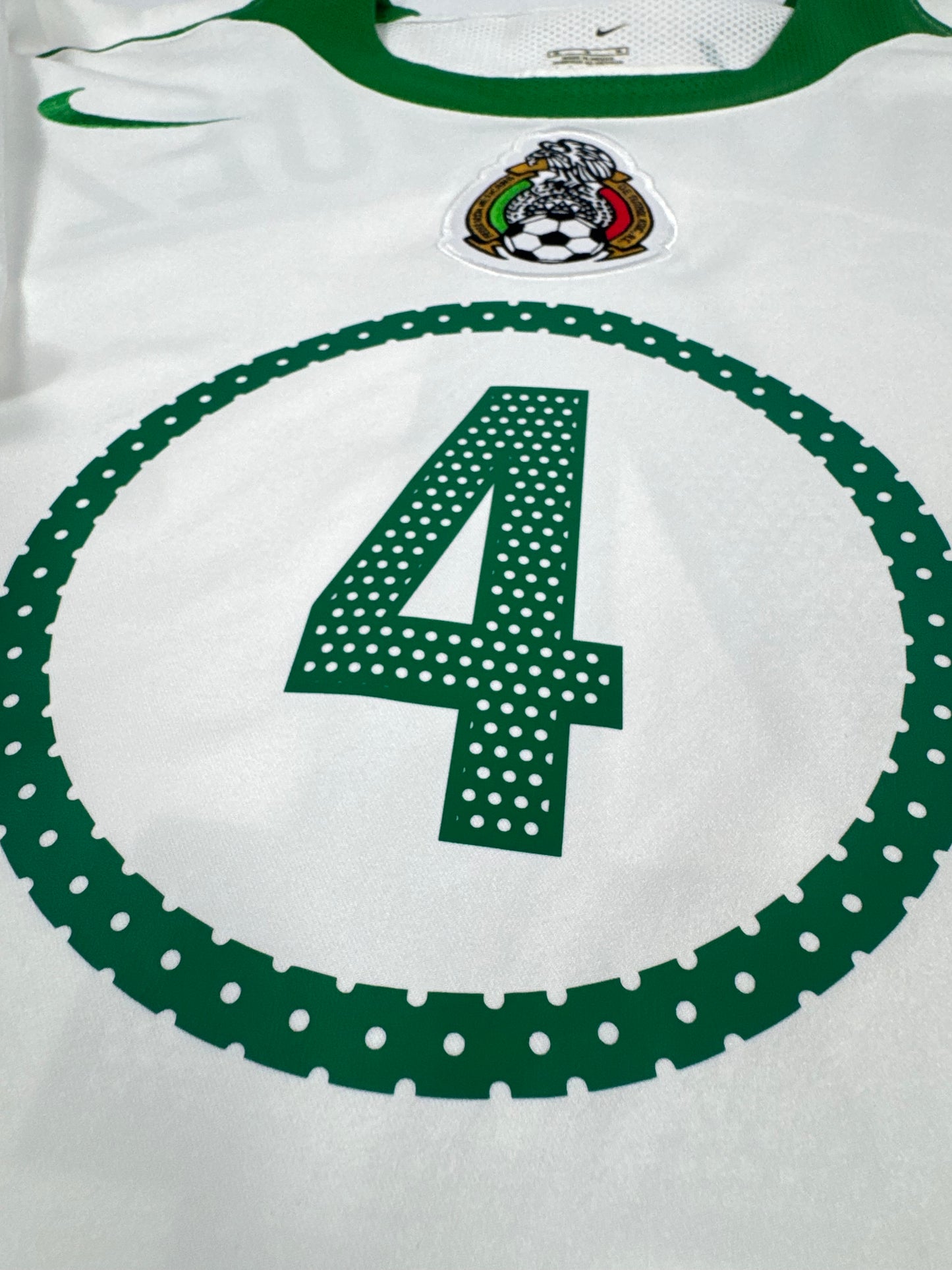 2004/05 NIKE T90 MEXICO AWAY JERSEY MARQUEZ 4 (M)