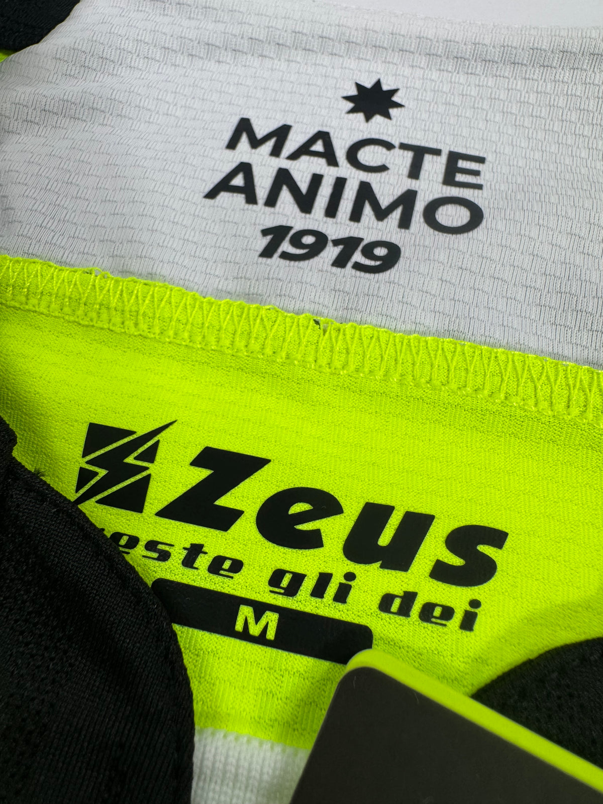 2024 ZEUS US SALERNITANA GK JERSEY OCHOA 13 (M) NEW WITH TAGS PLAYER VERSION