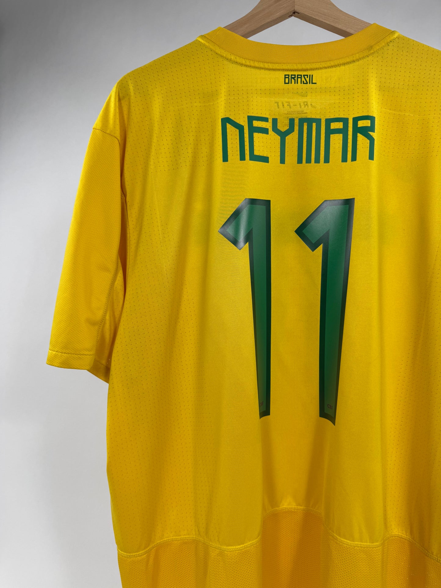 2011 NIKE BRAZIL HOME JERSEY NEYMAR 11-(XXL)
