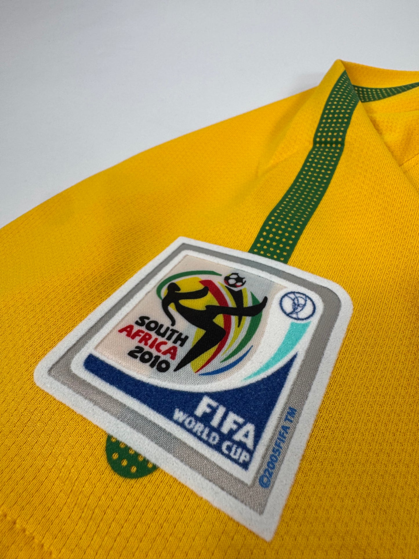 2010 NIKE BRAZIL HOME JERSEY KAKA 10 (XL) NEW WITH TAGS