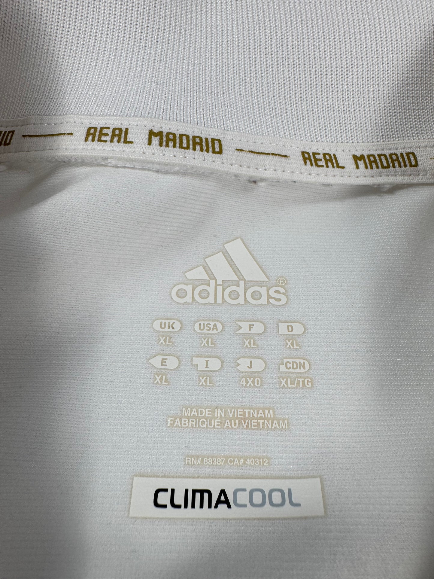 2012 ADIDAS REAL MADRID LONG SLEEVE JERSEY CRISTIANO RONALDO 7 (XL)