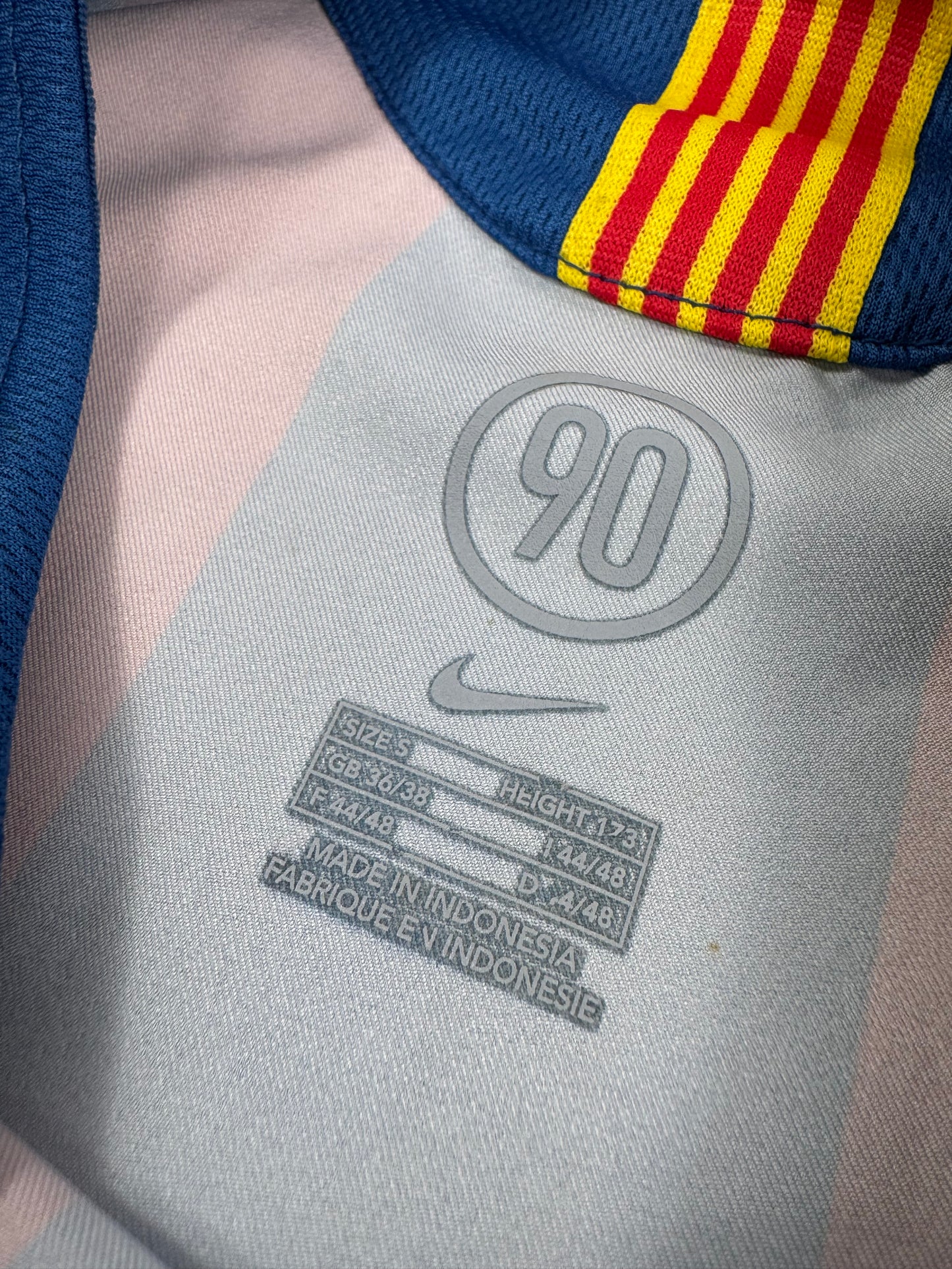 2005/06 NIKE T90 FC BARCELONA HOME JERSEY RONALDINHO 10 (S)