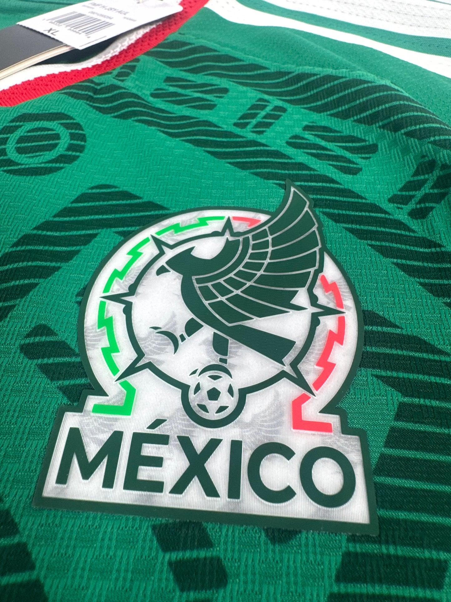 2026 ADIDAS MEXICO WORLD CUP HOME JERSEY LONG SLEEVE GILBERTO MORA 19 (XL) PLAYER VERSION
